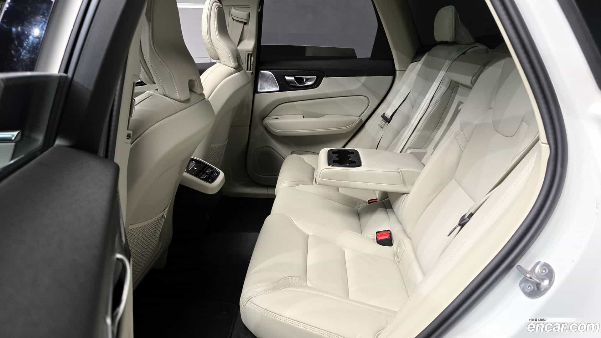 XC60 Volvo 2026.0-OPTION-016