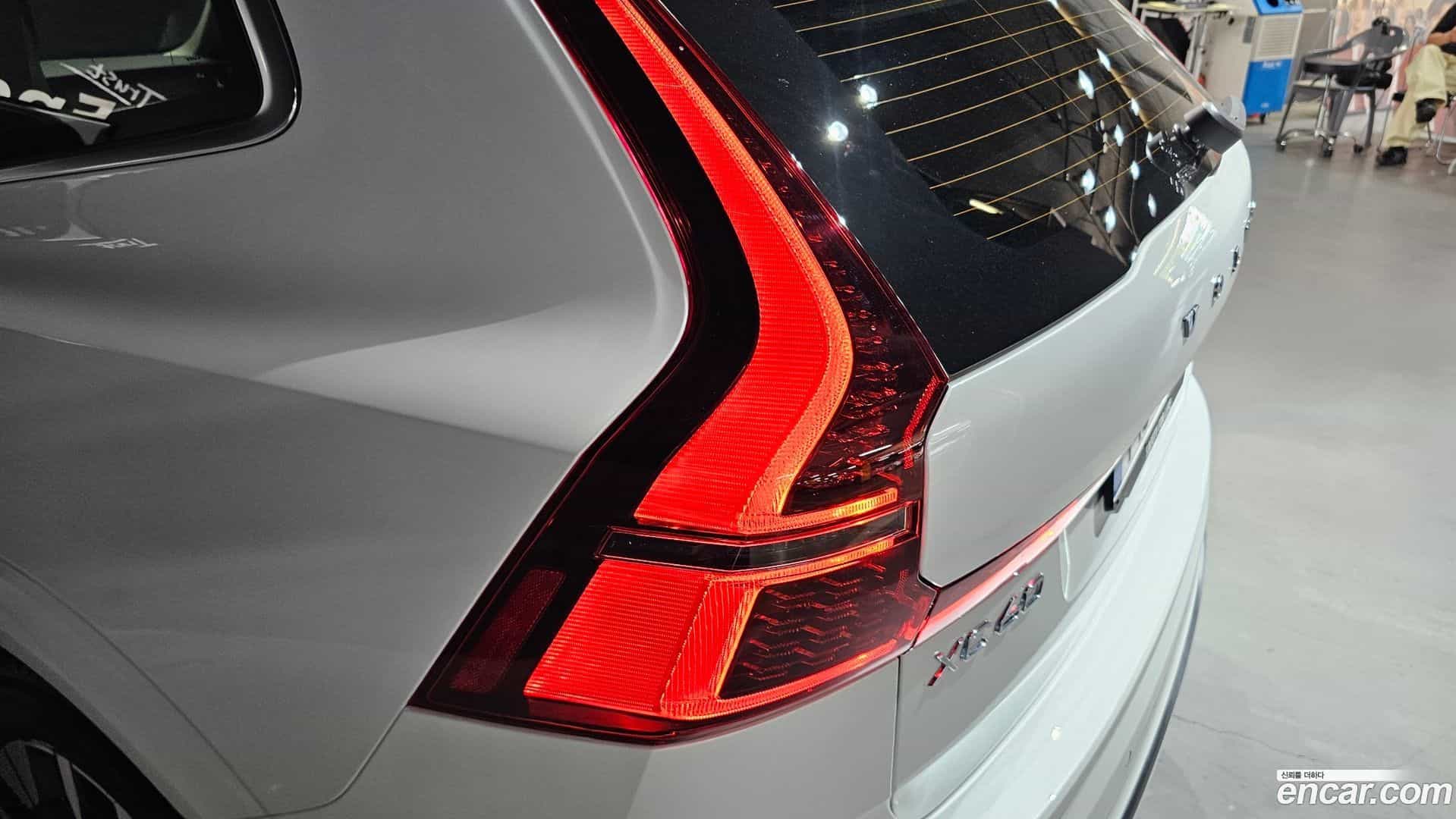 XC60 Volvo 2026.0-OUTER-033
