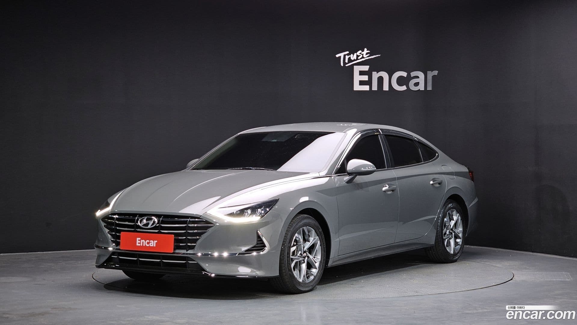 Main__Slider__Photo:Sonata Hyundai 2019.4-0