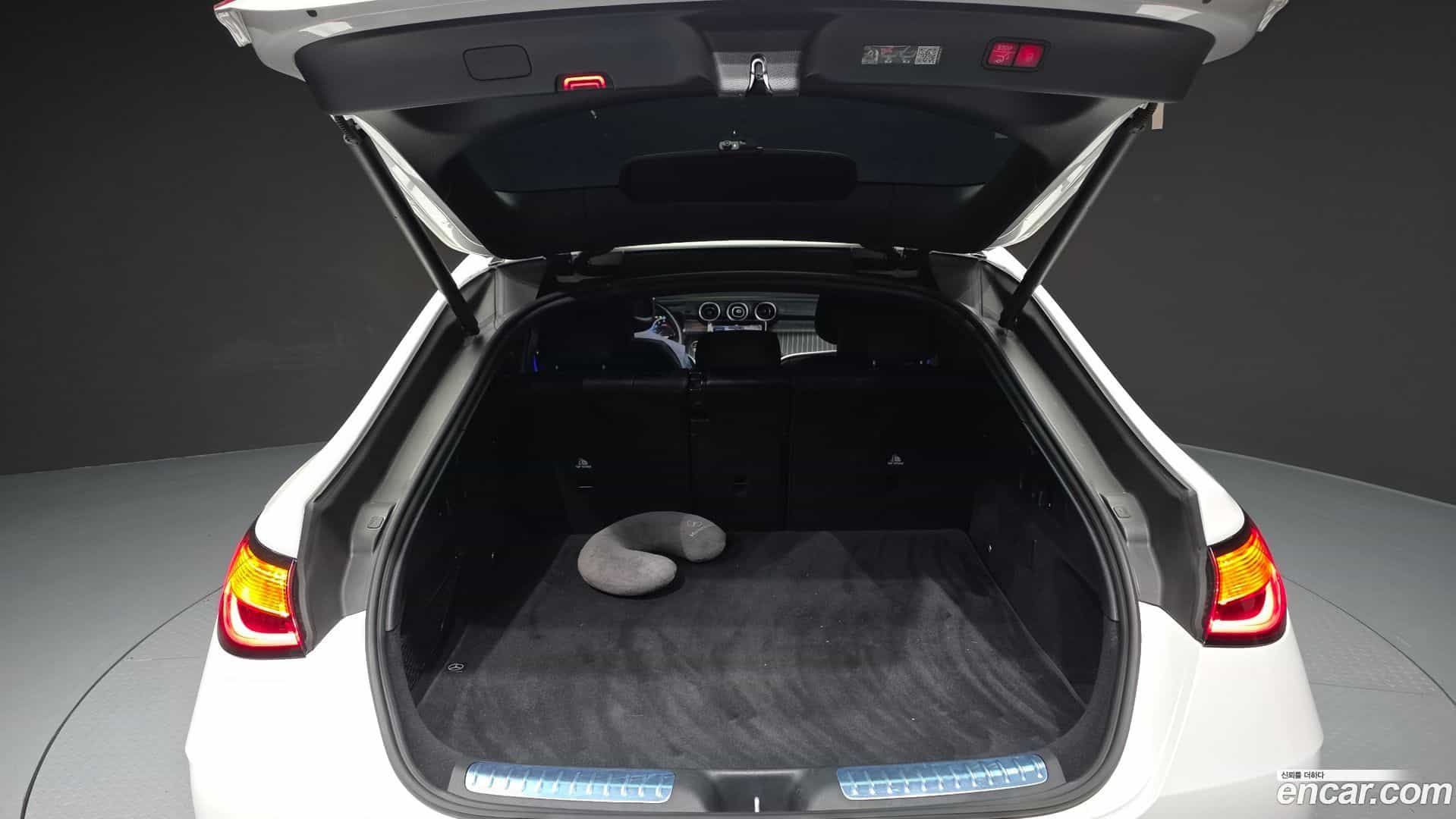 GLC-Class Mercedes-Benz 2024.0-OPTION-024