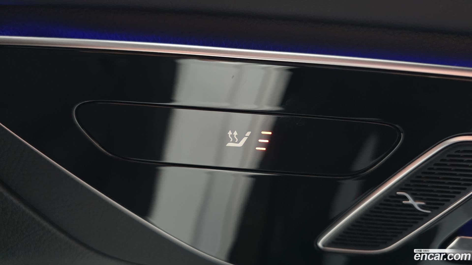 Main__Slider__Photo:GLC-Class Mercedes-Benz 2024.0-29