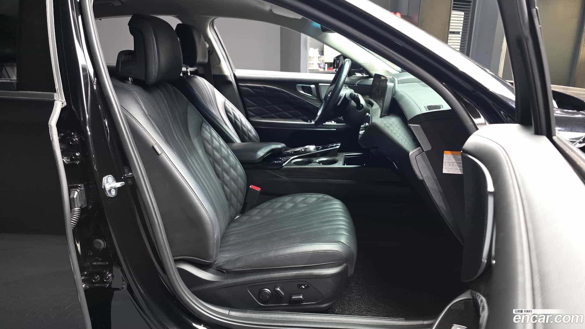 K8 Kia 2021.4-OPTION-015