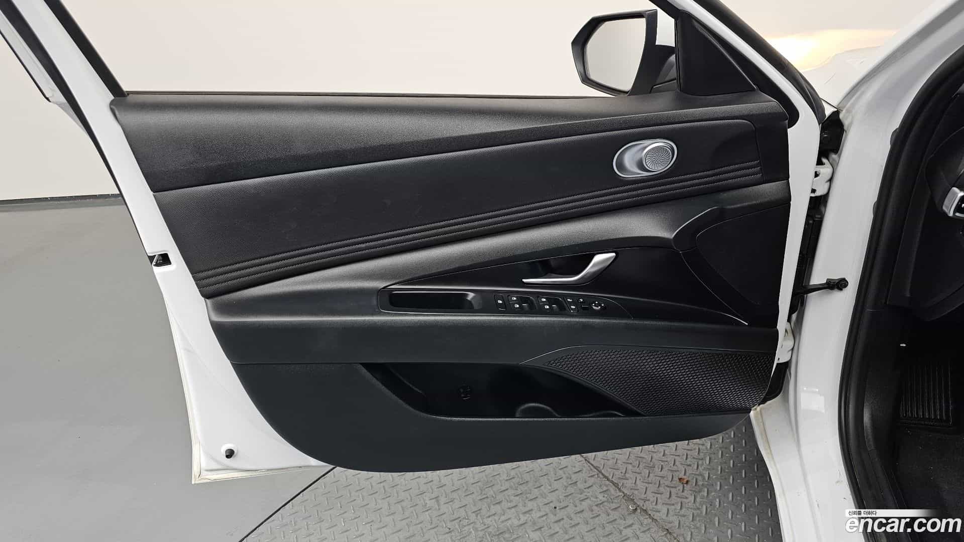 AVANTE Hyundai 2020.8-INNER-034