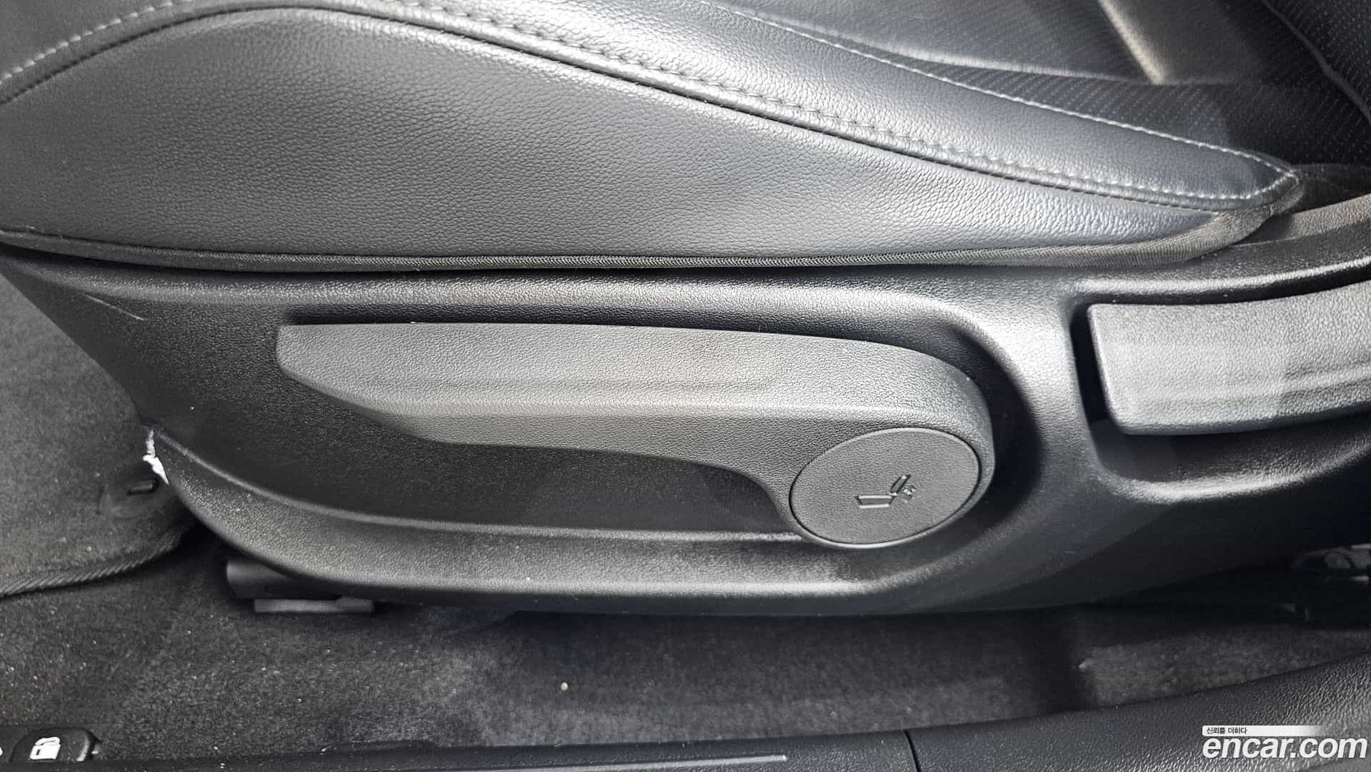 AVANTE Hyundai 2020.8-OPTION-045