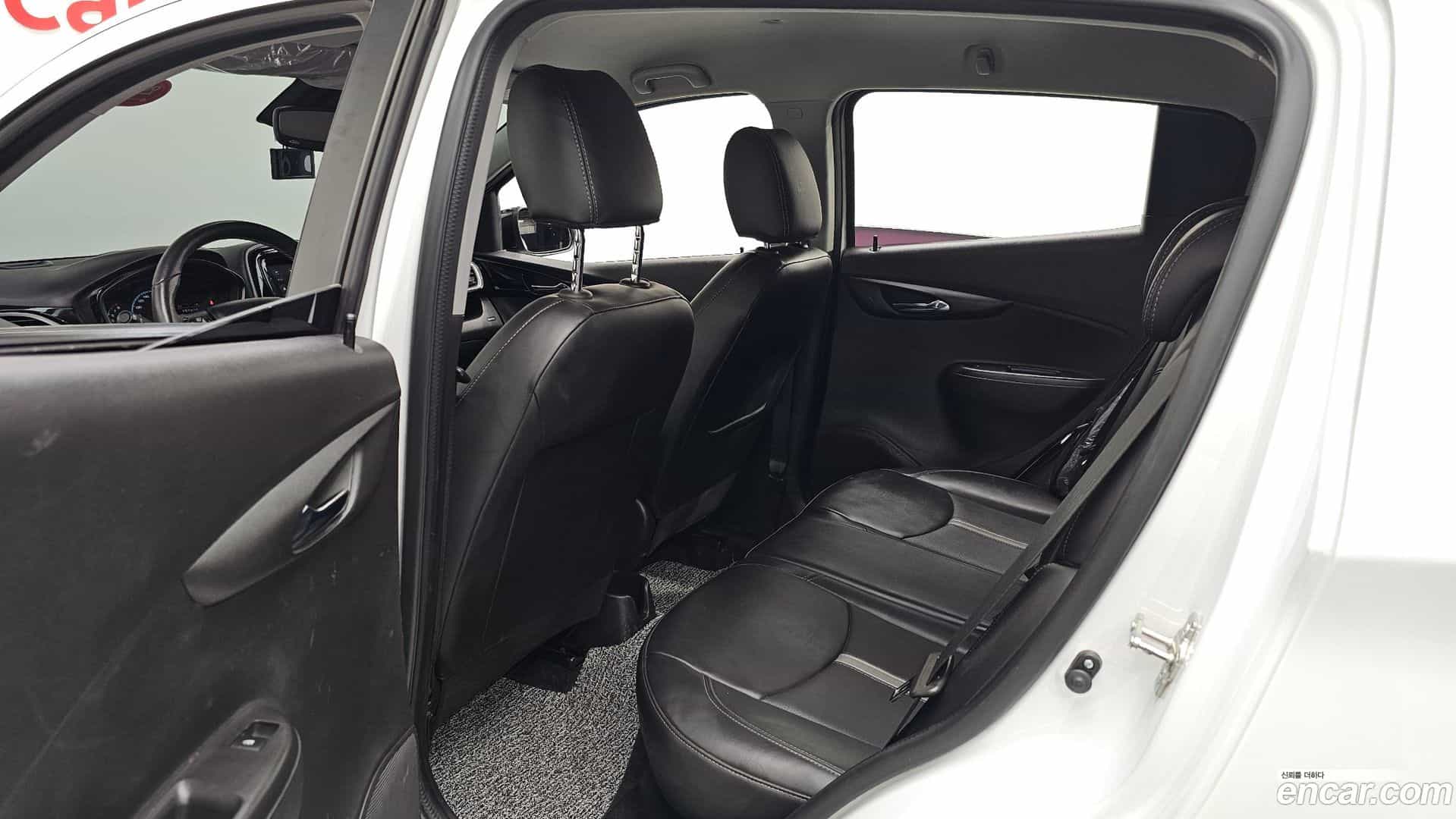 Spark Chevrolet 2021.9-INNER-036