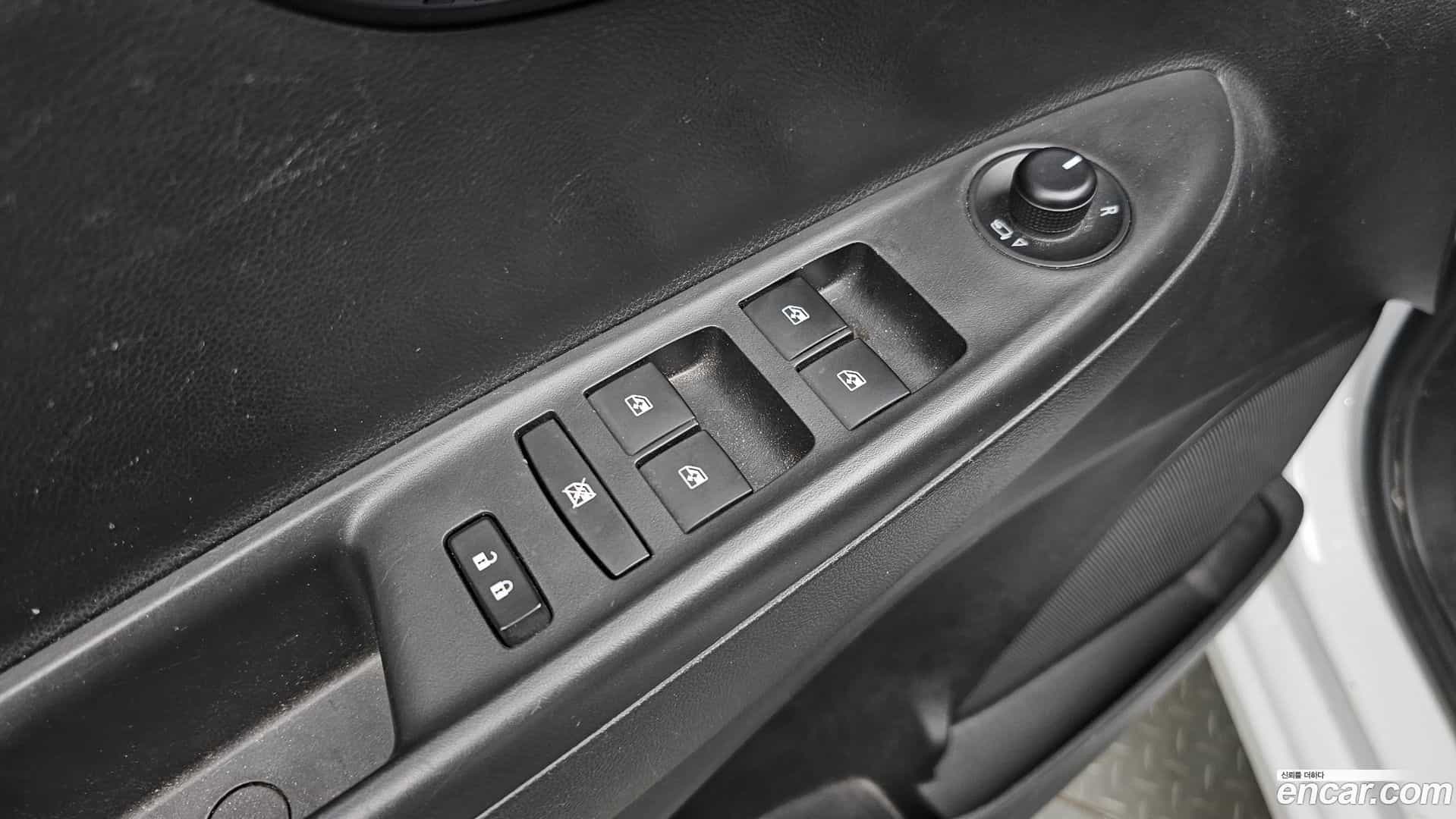 Spark Chevrolet 2021.9-OPTION-041