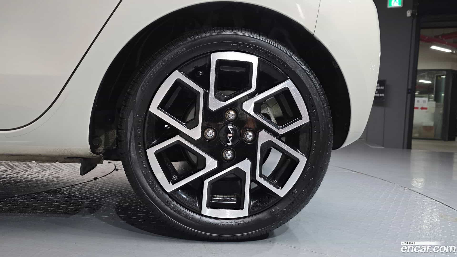 RAY Kia 2023.4-OUTER-031