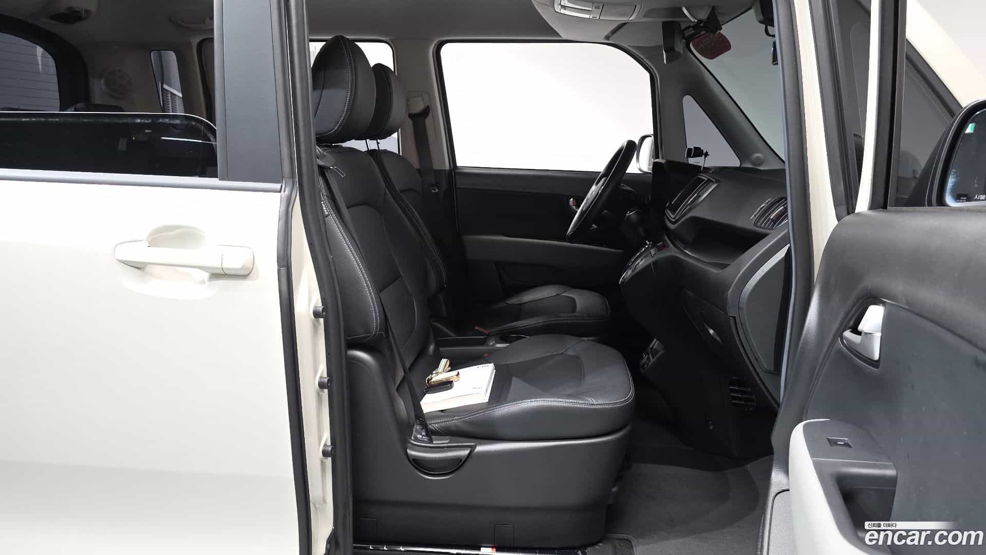 RAY Kia 2023.4-INNER-036