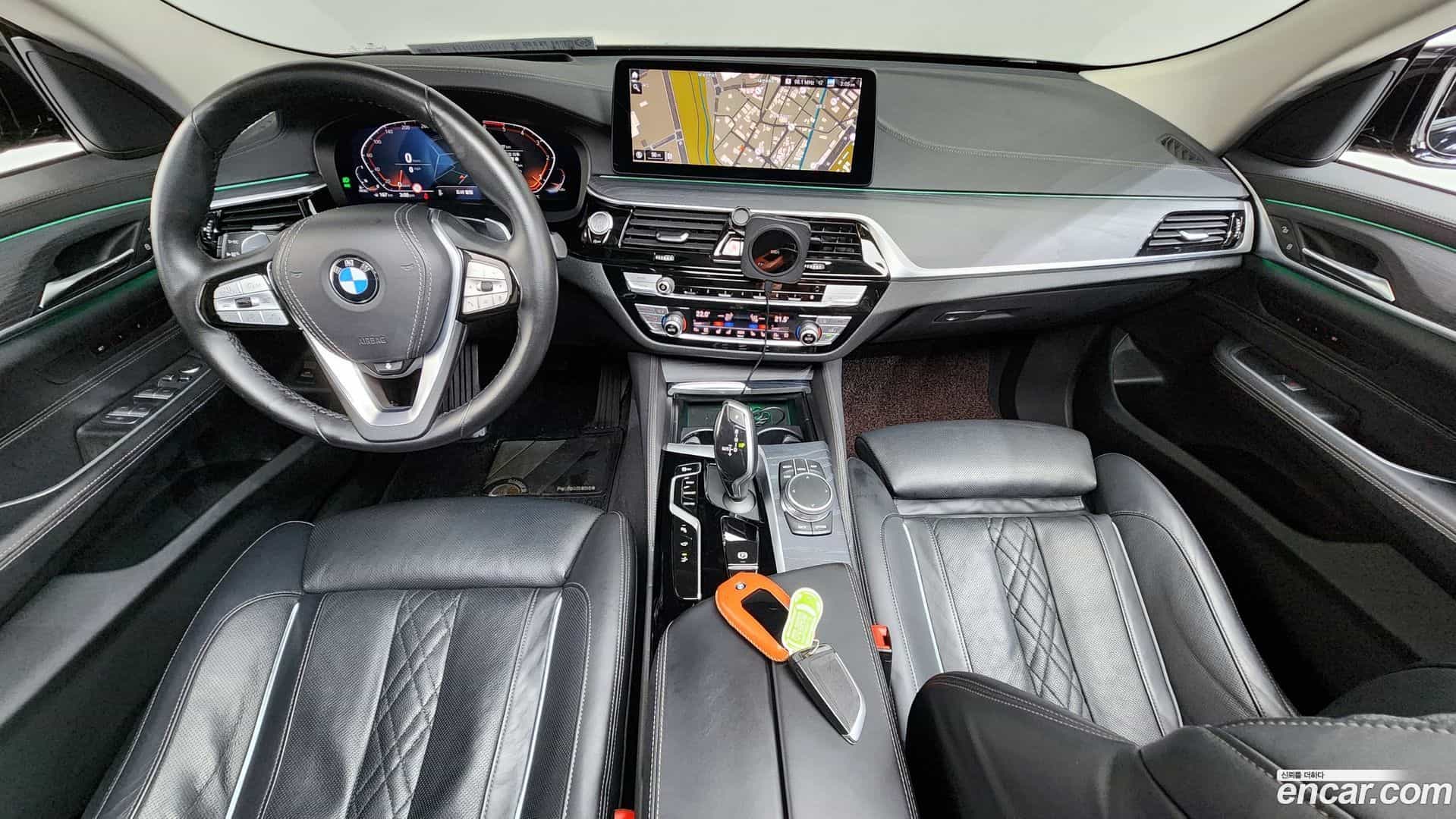Gran Turismo BMW 2021.1-INNER-007