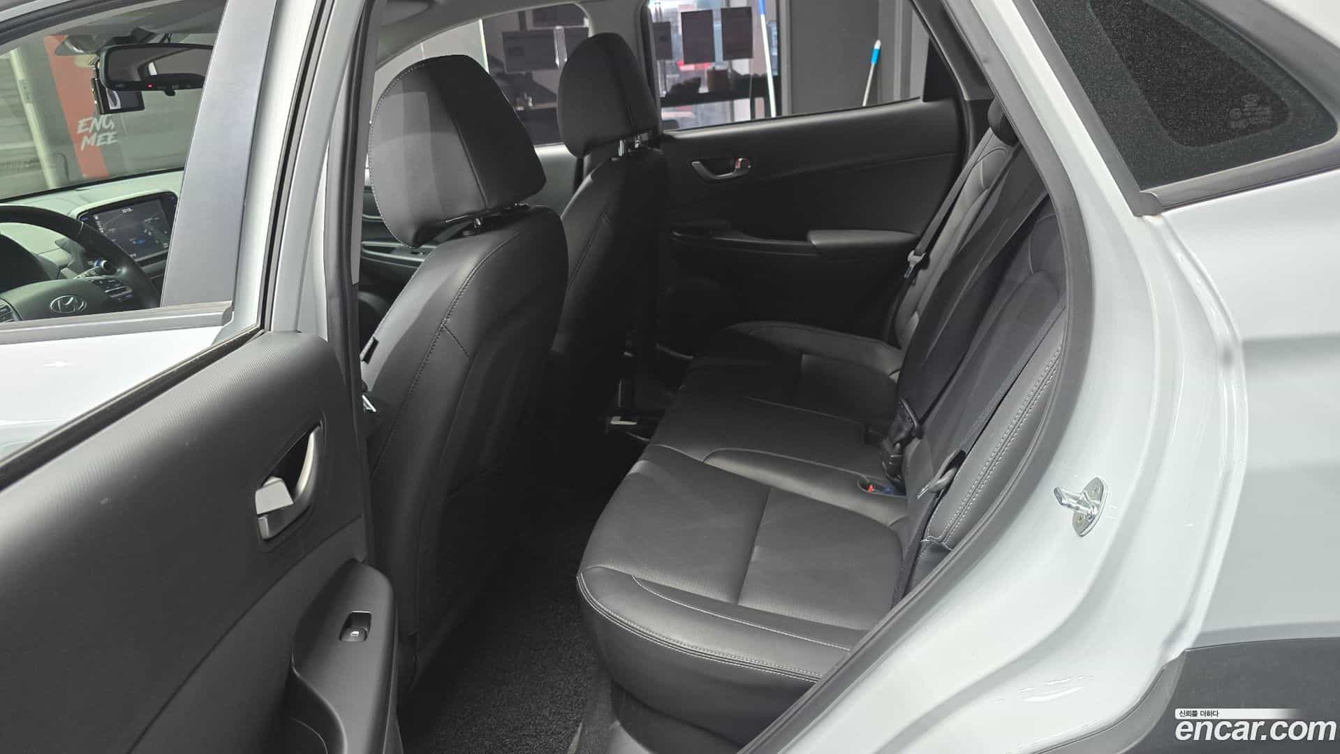 Kona Hyundai 2018.7-OPTION-015