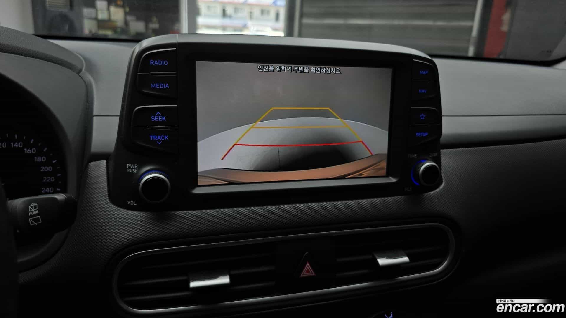 Kona Hyundai 2018.7-OPTION-018
