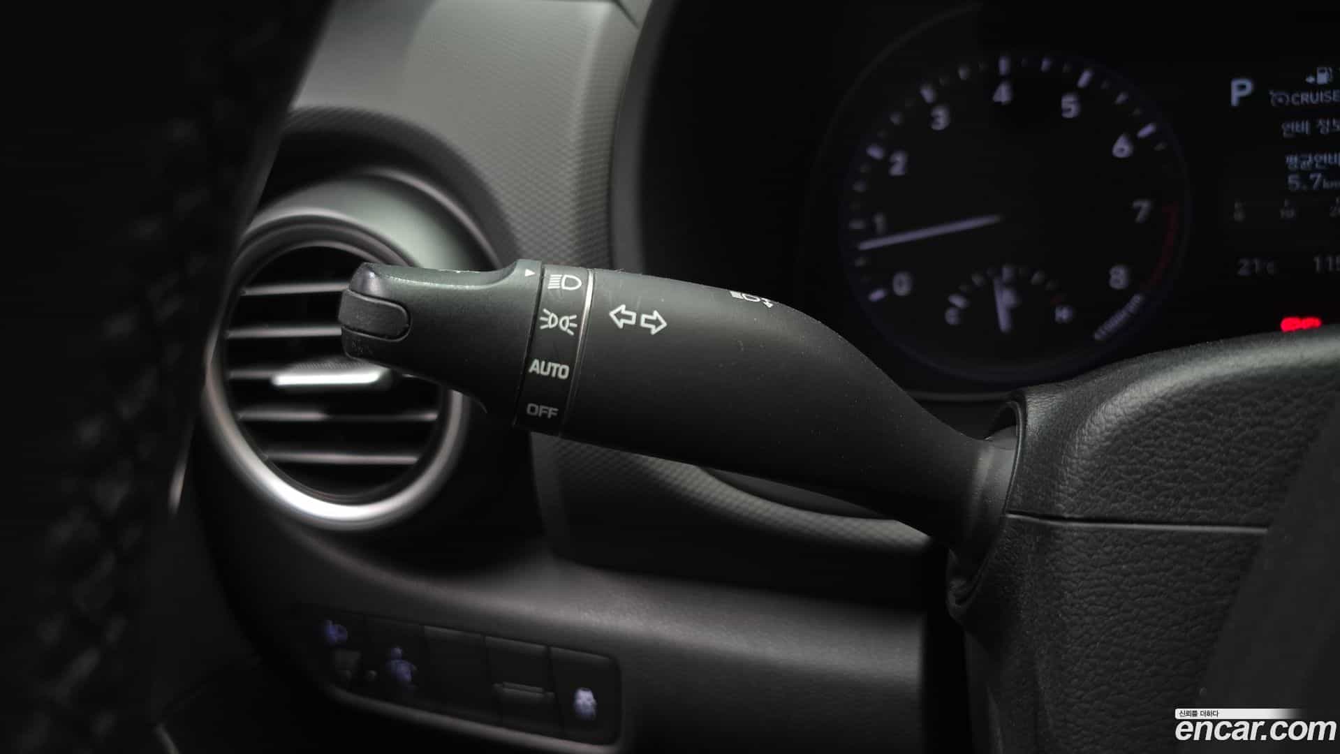 Kona Hyundai 2018.7-OPTION-023