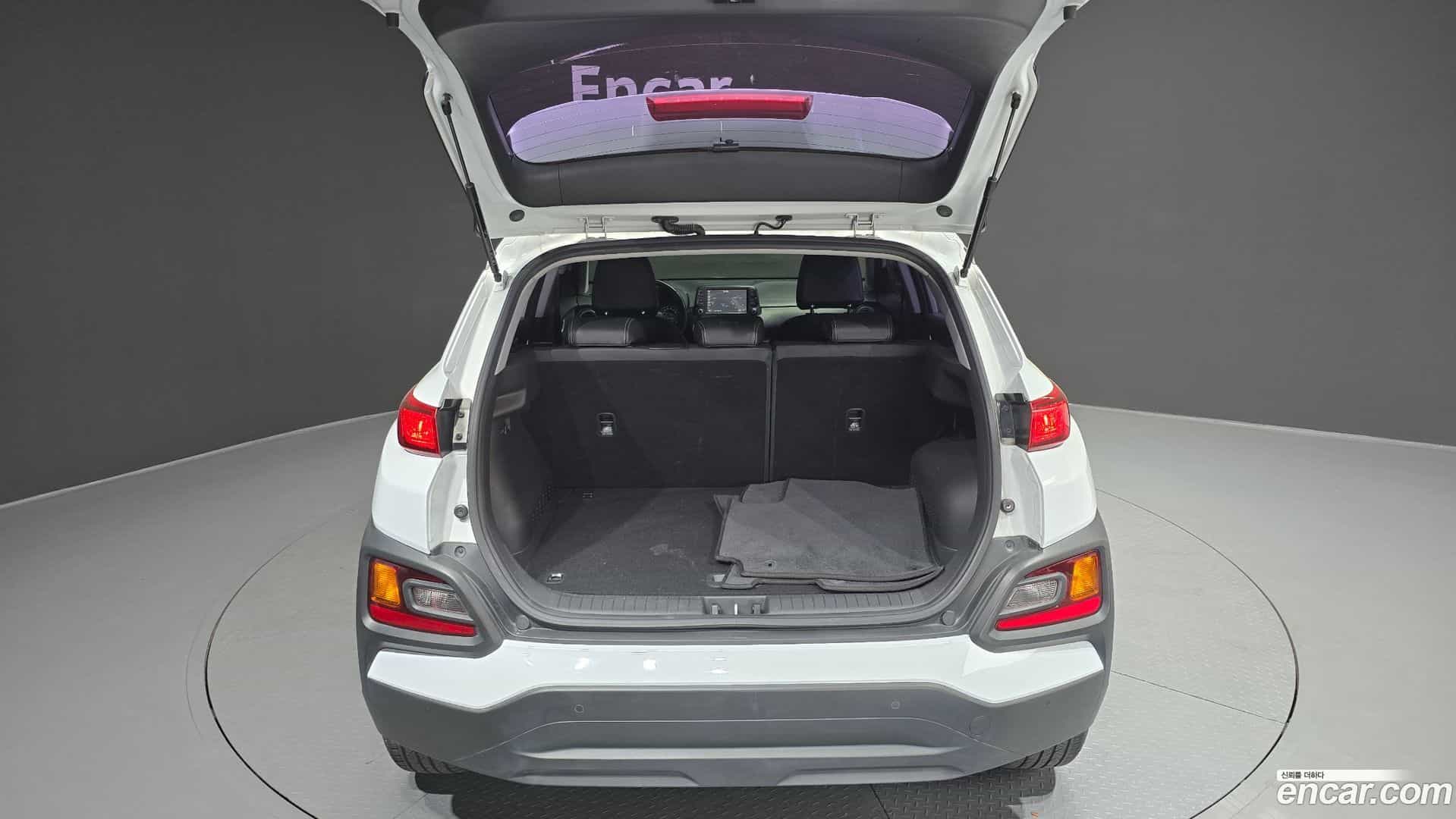 Kona Hyundai 2018.7-OPTION-024