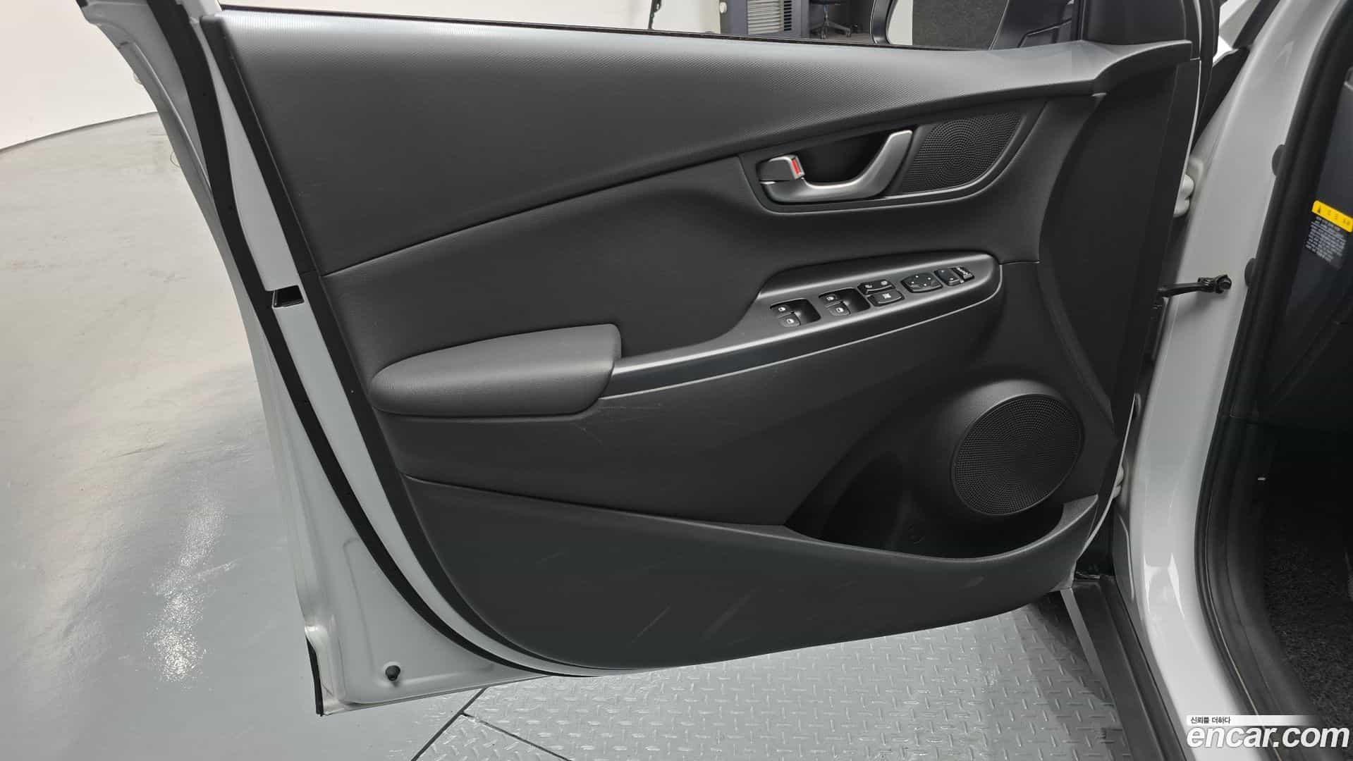 Kona Hyundai 2018.7-INNER-034