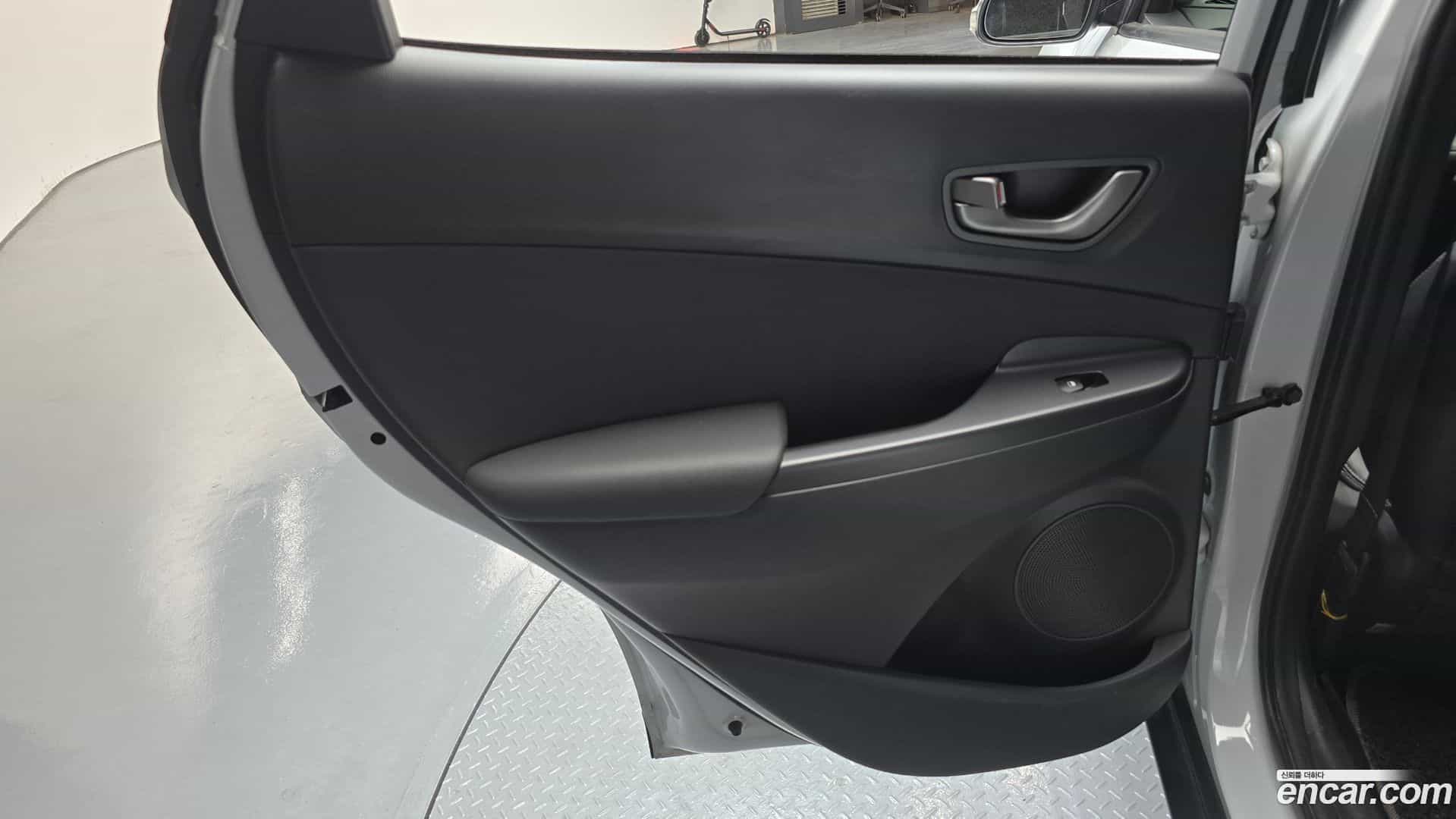 Kona Hyundai 2018.7-INNER-035