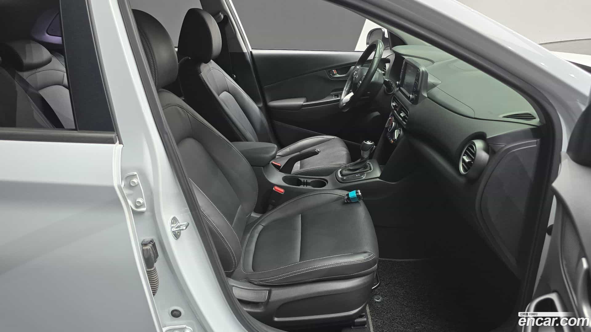 Kona Hyundai 2018.7-INNER-036