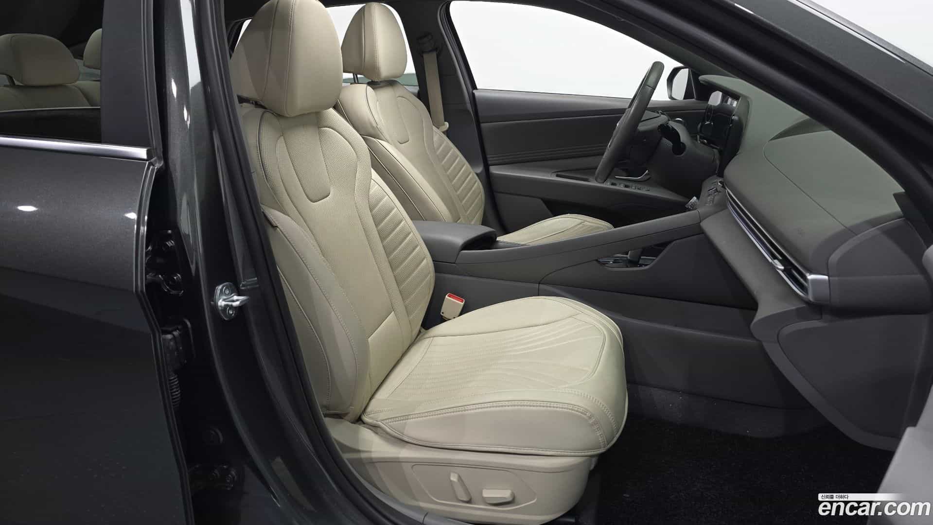 AVANTE Hyundai 2023.2-OPTION-016