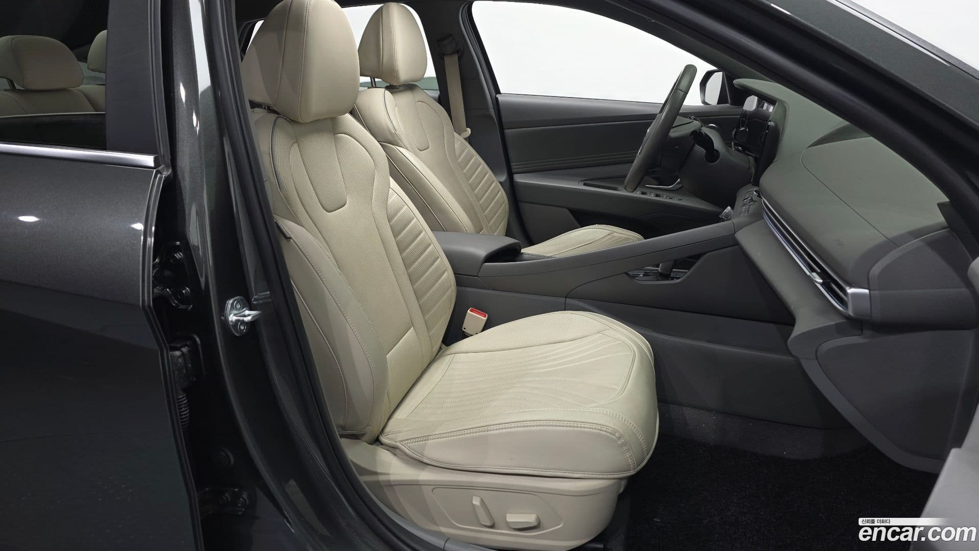 Main__Slider__Photo:AVANTE Hyundai 2023.2-11