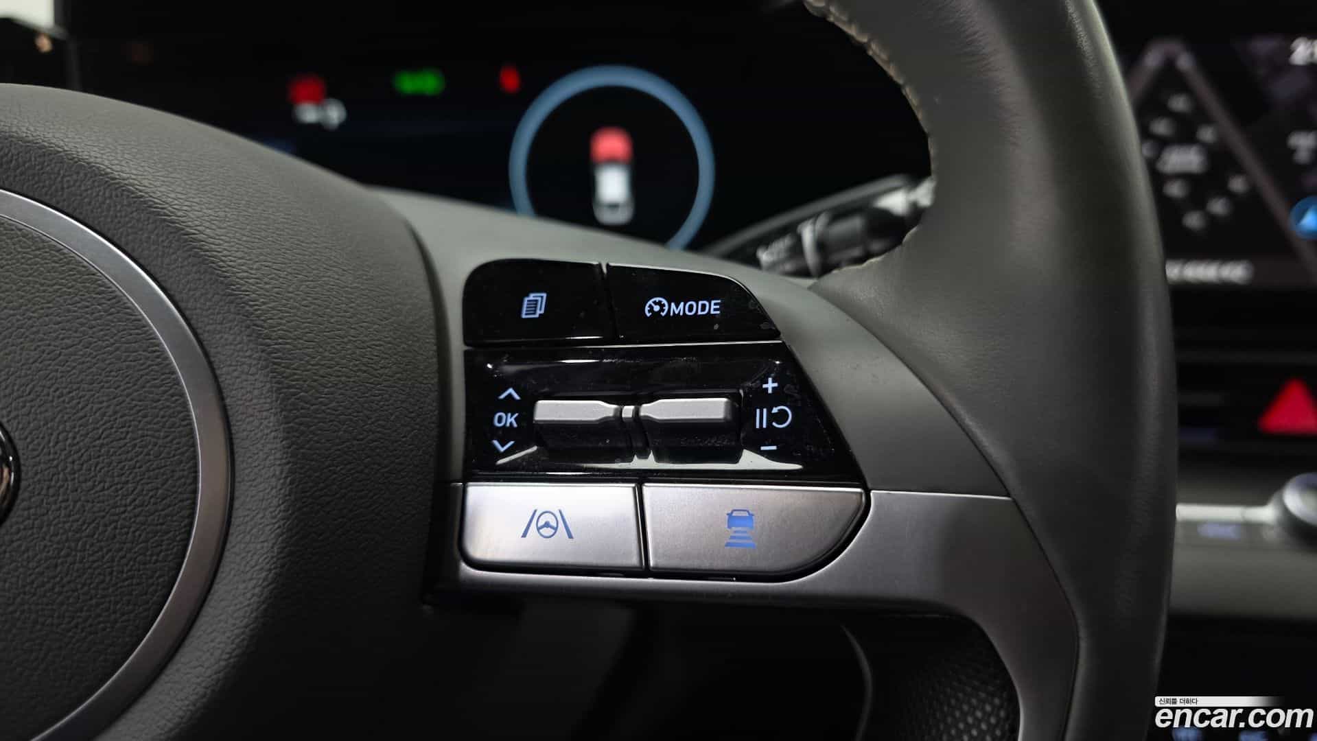 AVANTE Hyundai 2023.2-OPTION-045