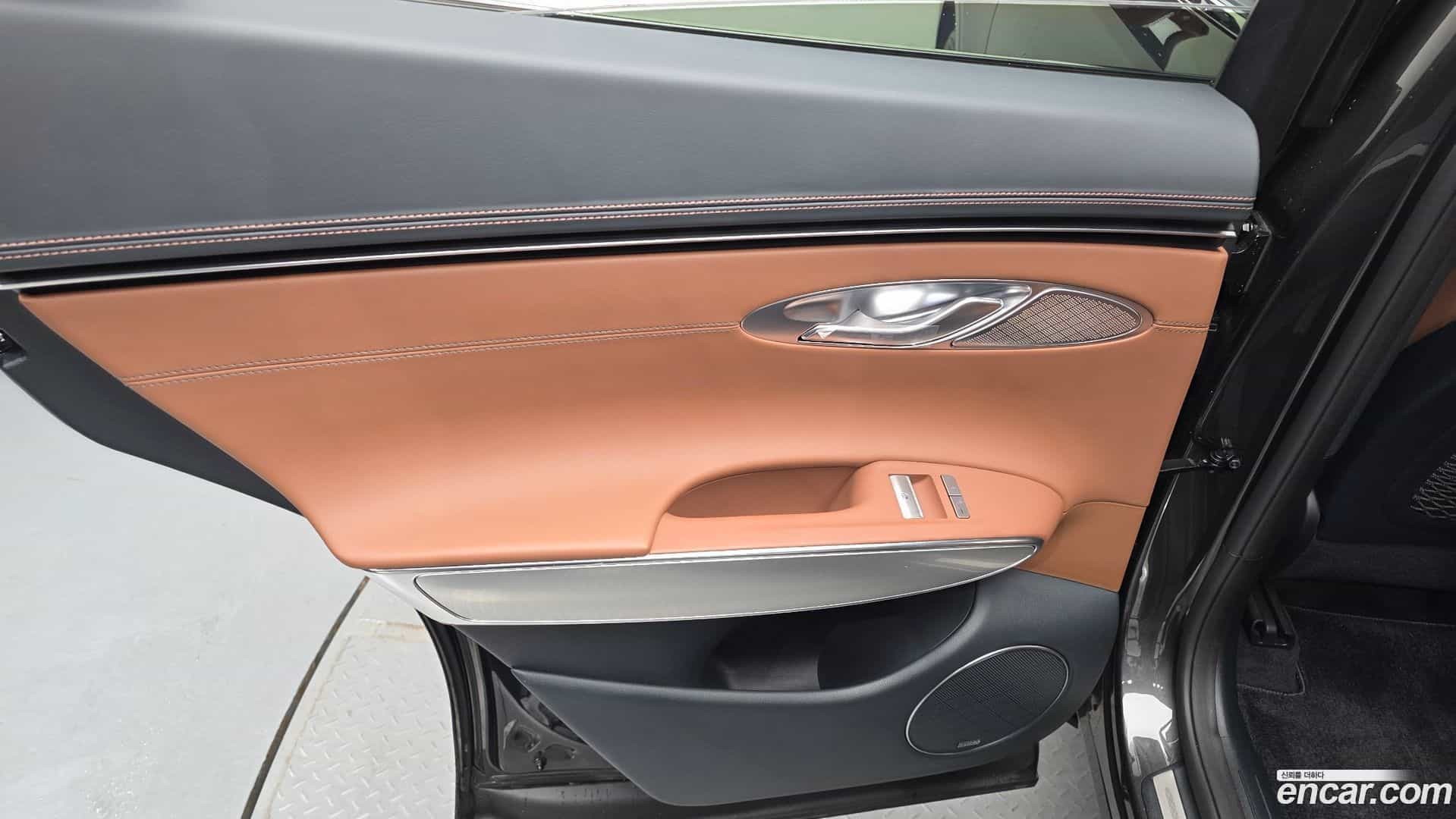 GV70 Genesis 2023.6-INNER-035