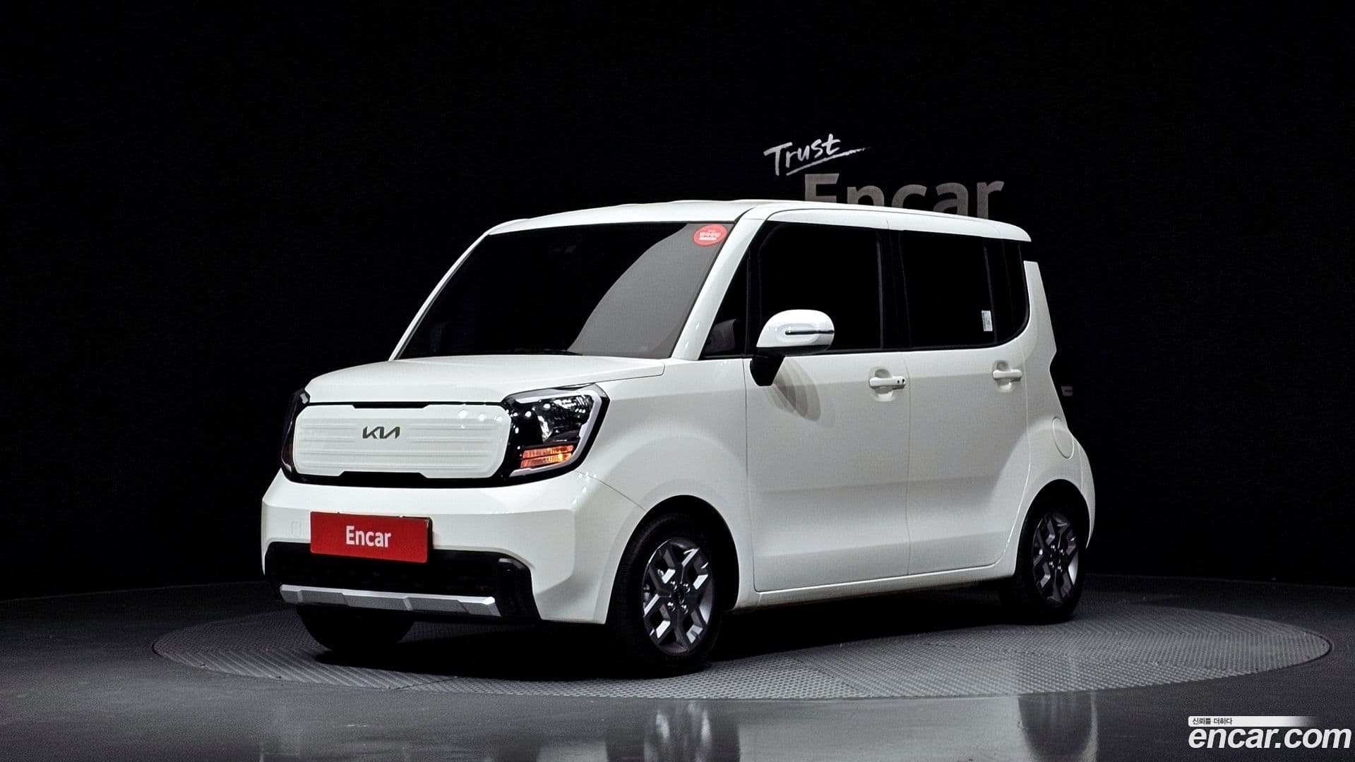 Main__Slider__Photo:RAY Kia 2024.2-0