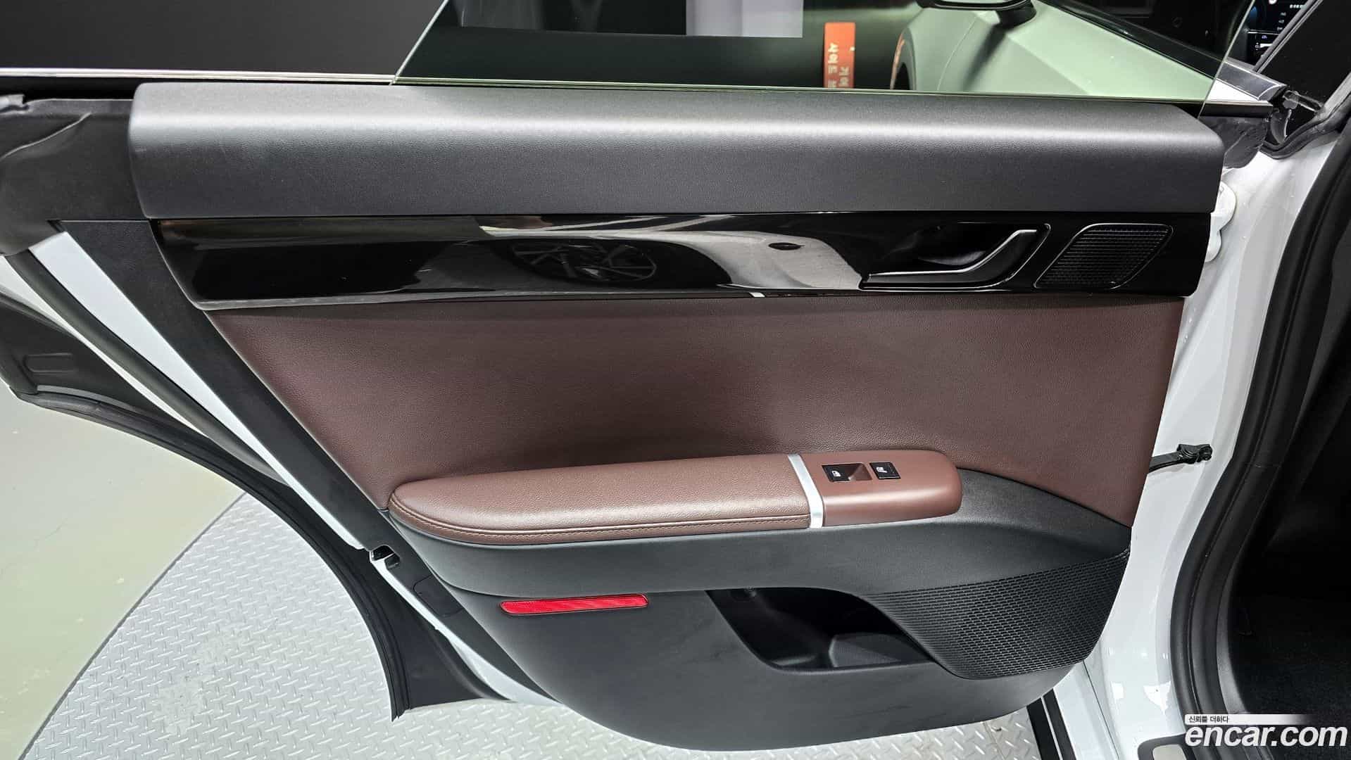 Grandeur Hyundai 2023.0-INNER-035