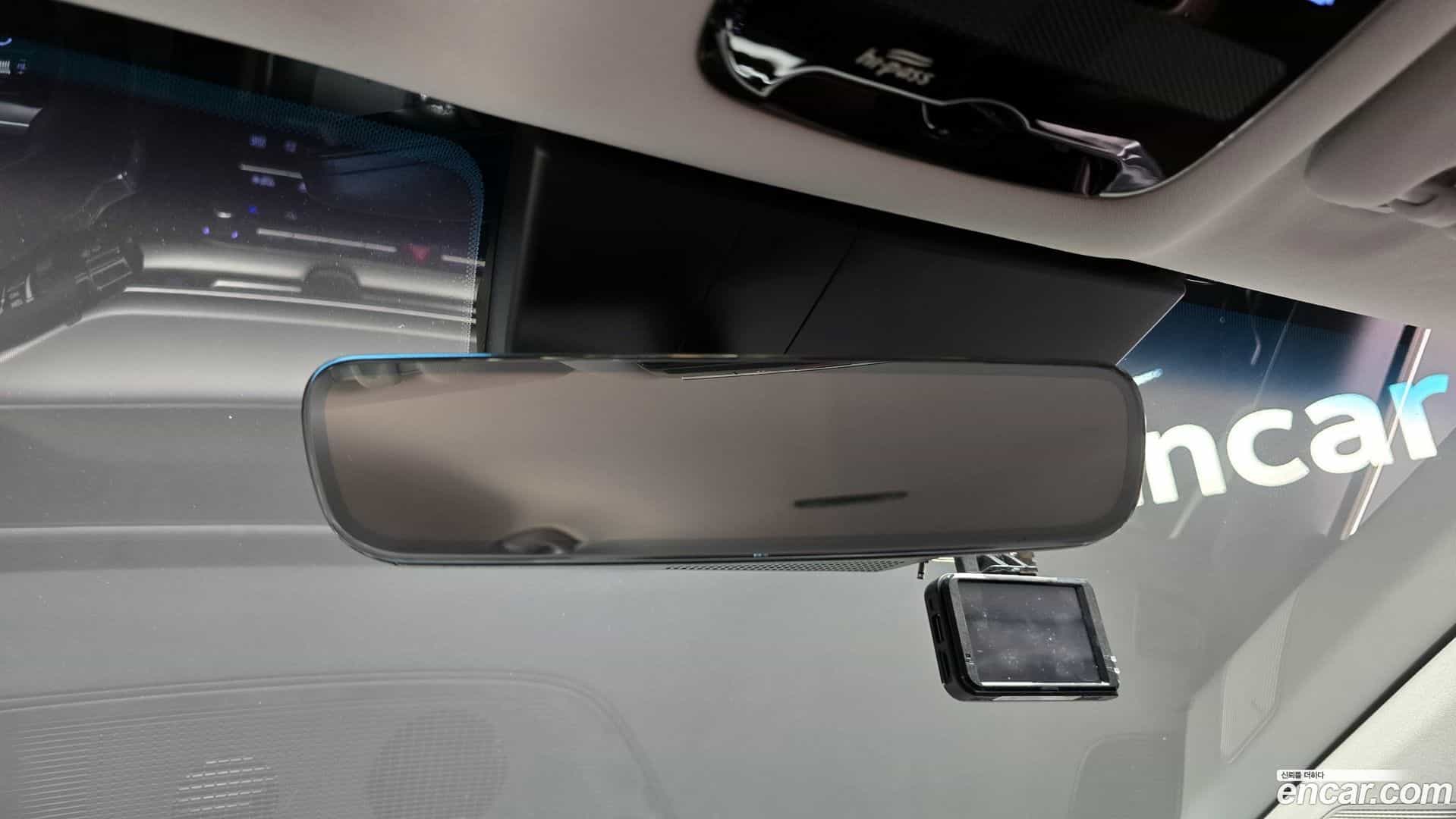 Grandeur Hyundai 2023.0-OPTION-040