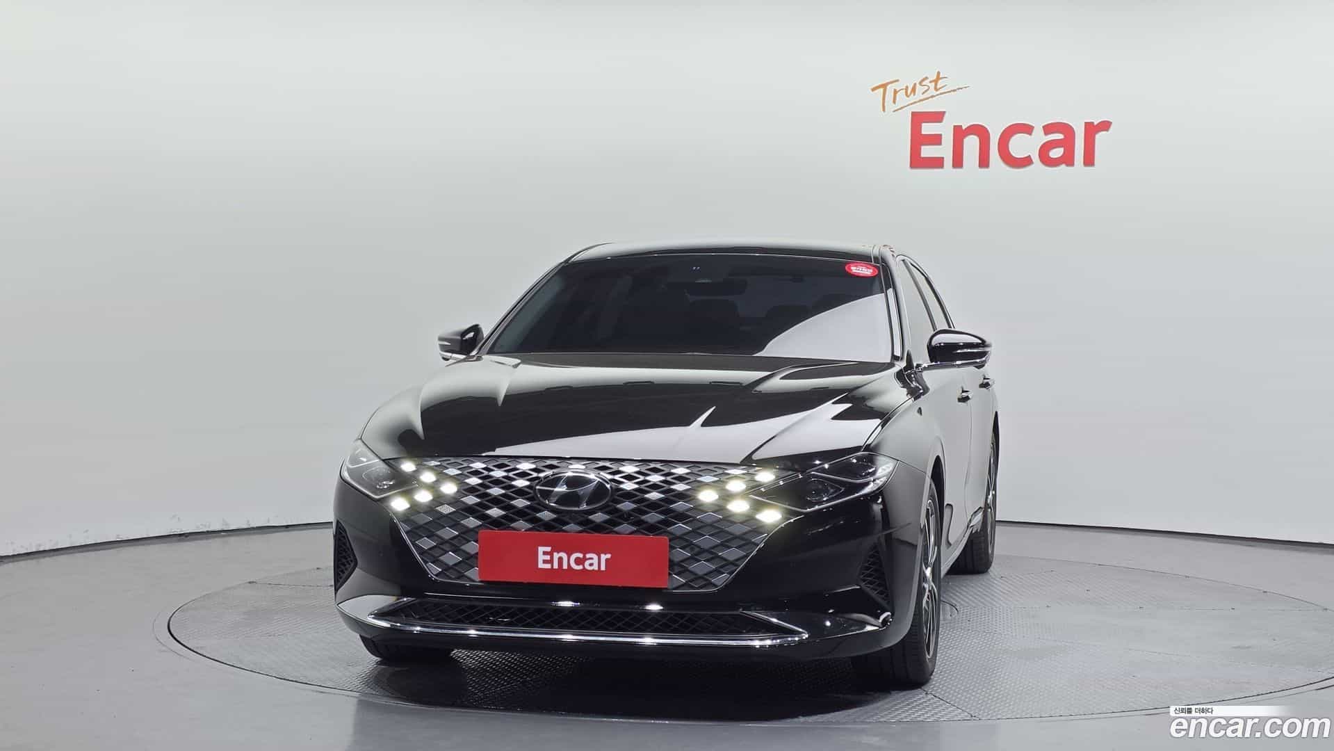 Grandeur Hyundai 2022.5-OUTER-003