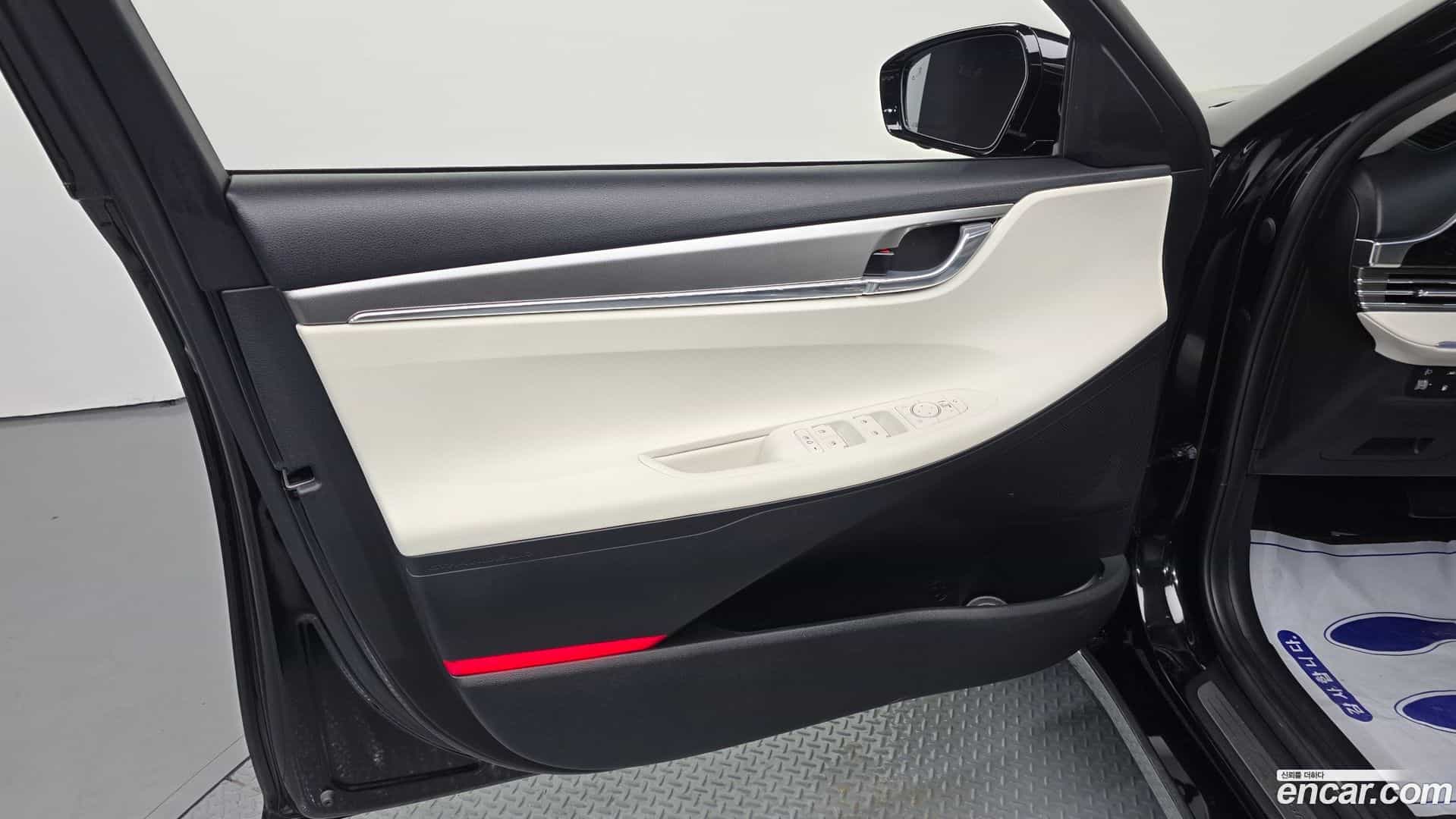 Grandeur Hyundai 2022.5-INNER-034