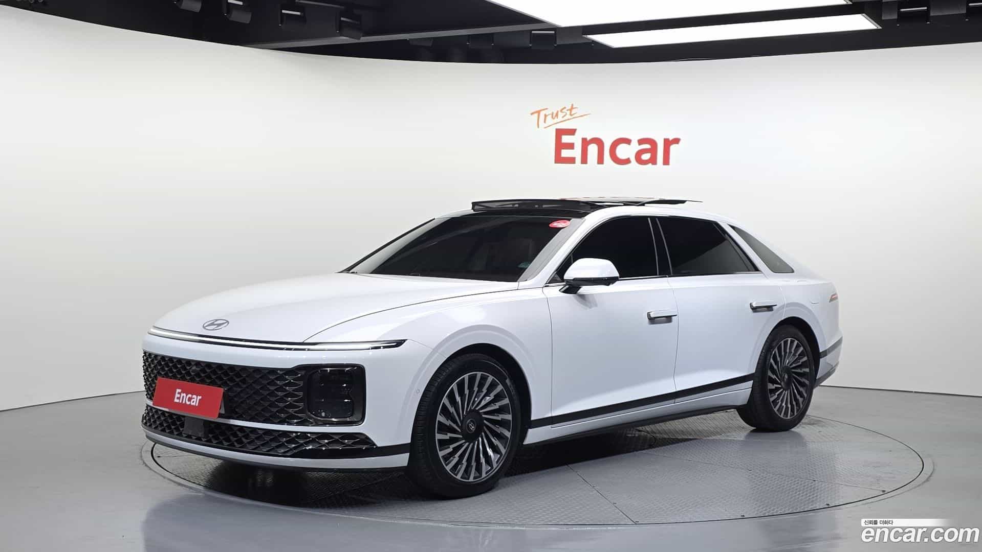 Grandeur Hyundai 2024.5-OUTER-001