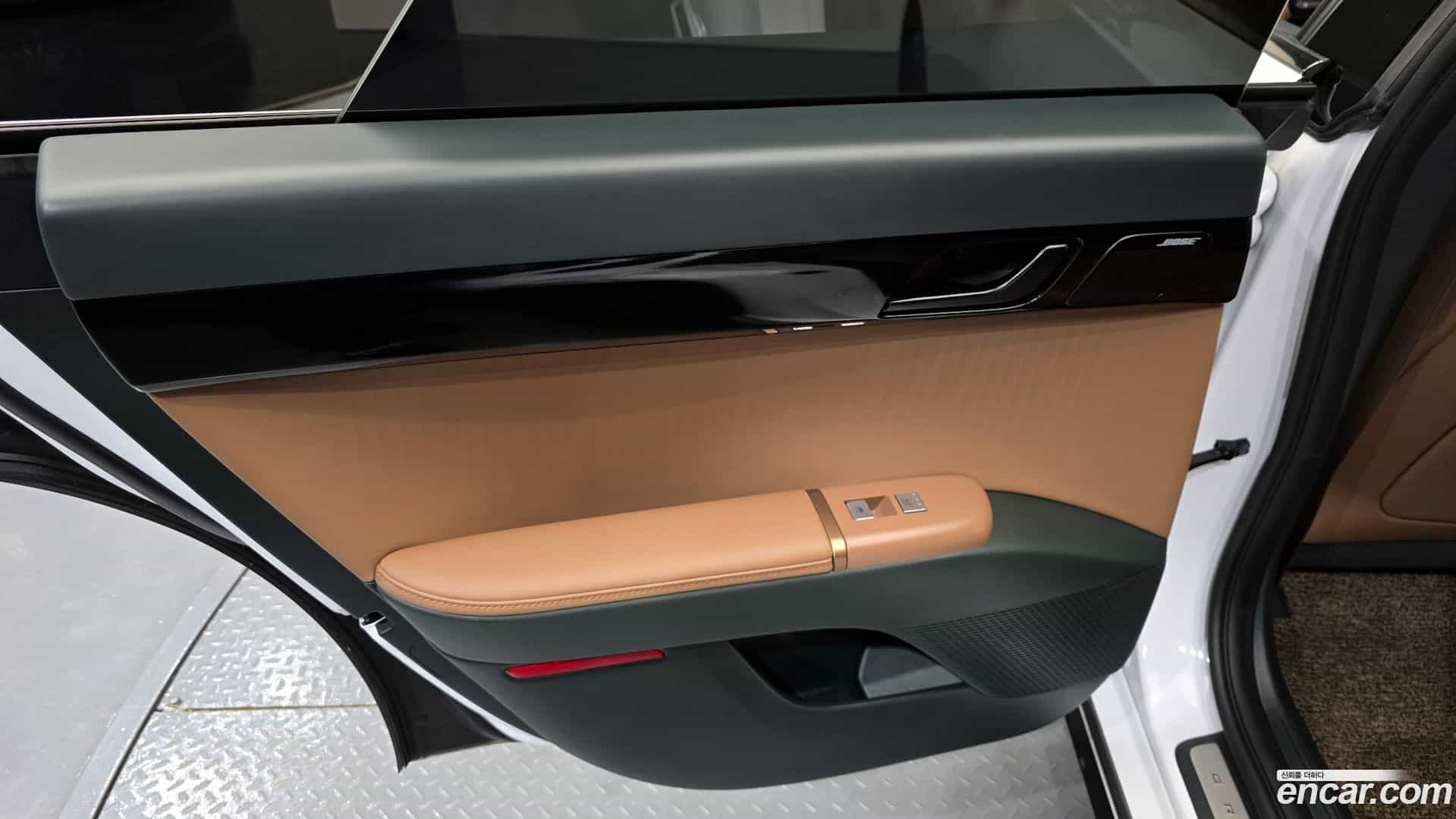 Grandeur Hyundai 2024.5-INNER-035