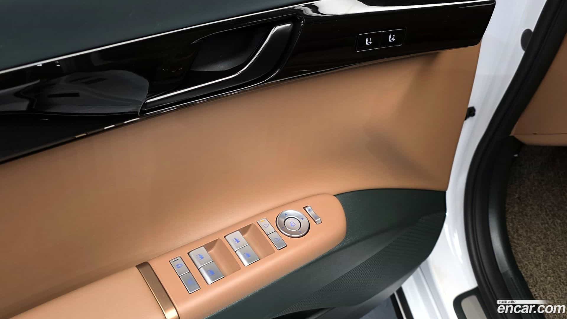 Grandeur Hyundai 2024.5-OPTION-043