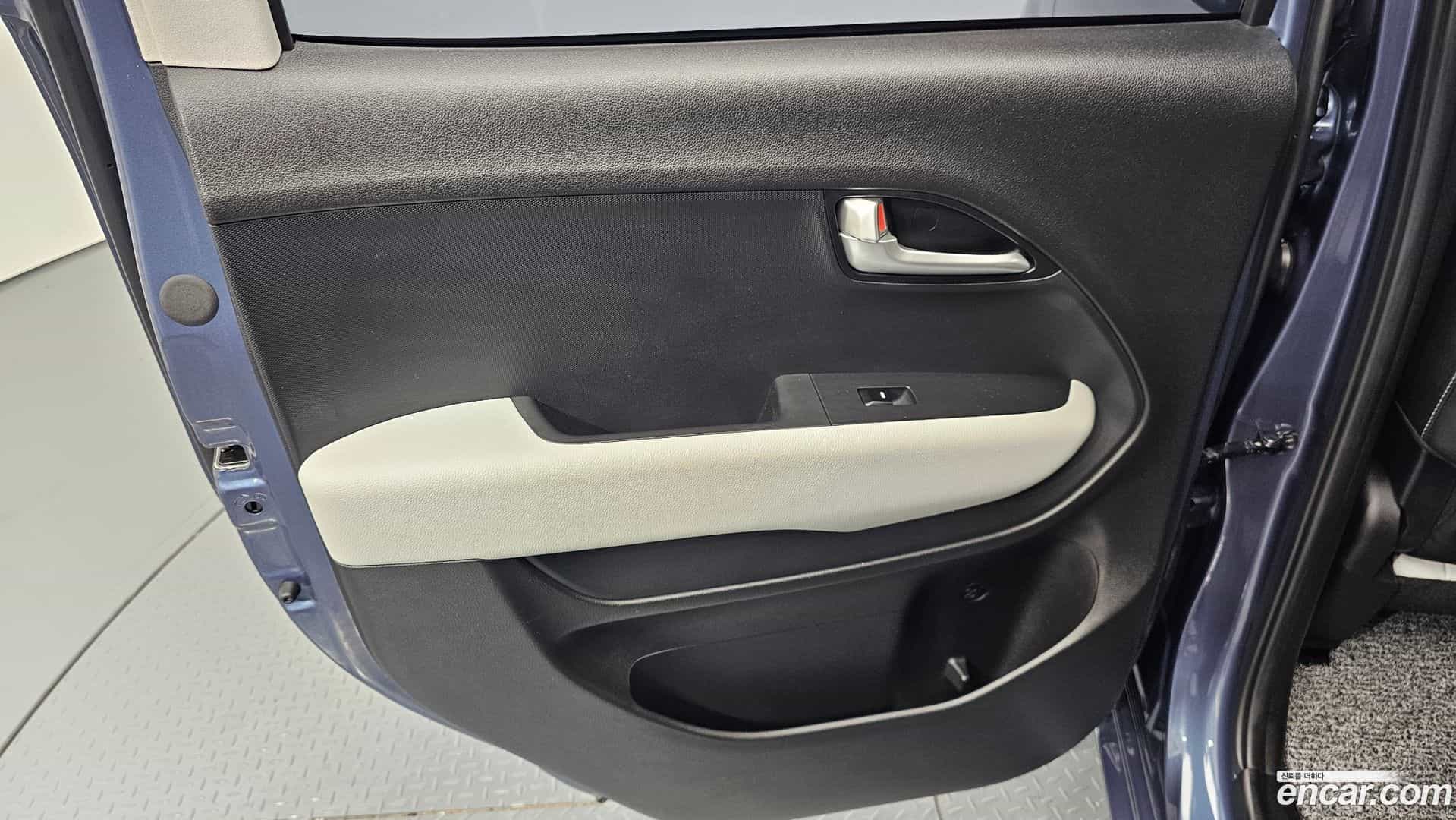 RAY Kia 2024.5-INNER-035