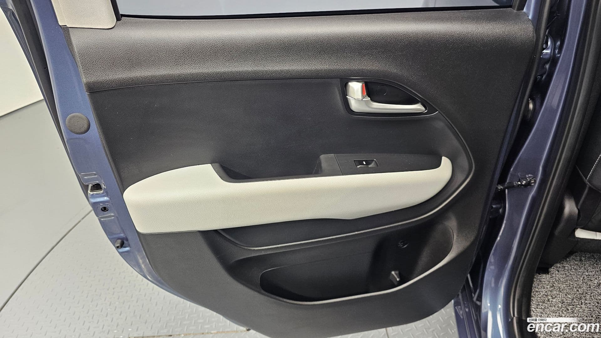Main__Slider__Photo:RAY Kia 2024.5-24