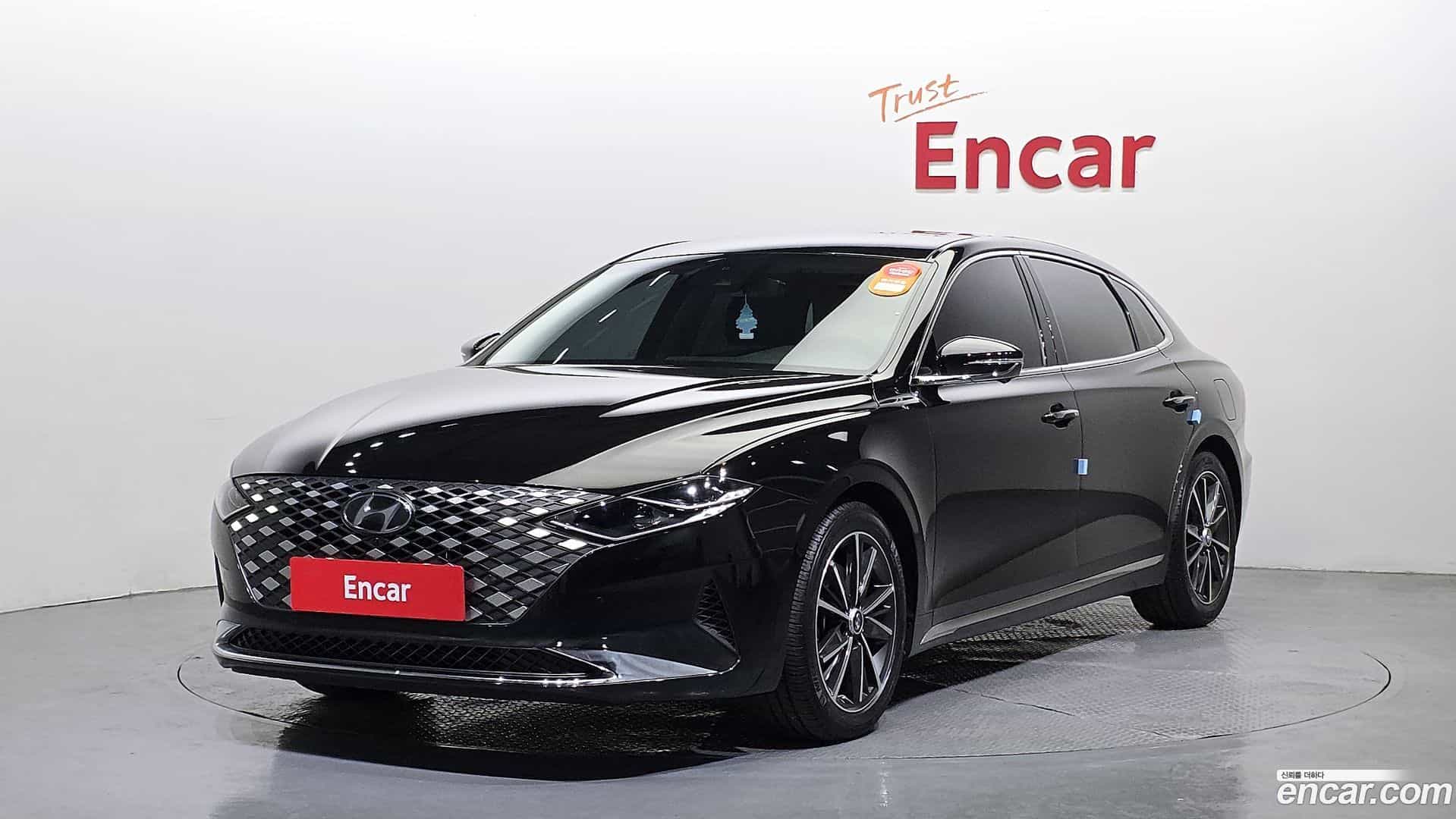 Grandeur Hyundai 2022.5-OUTER-001