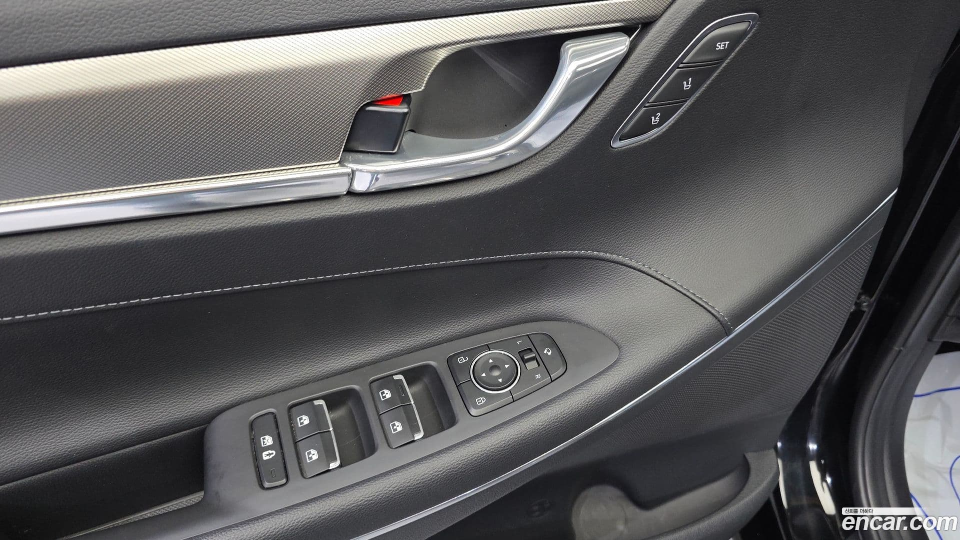 Main__Slider__Photo:Grandeur Hyundai 2022.5-12