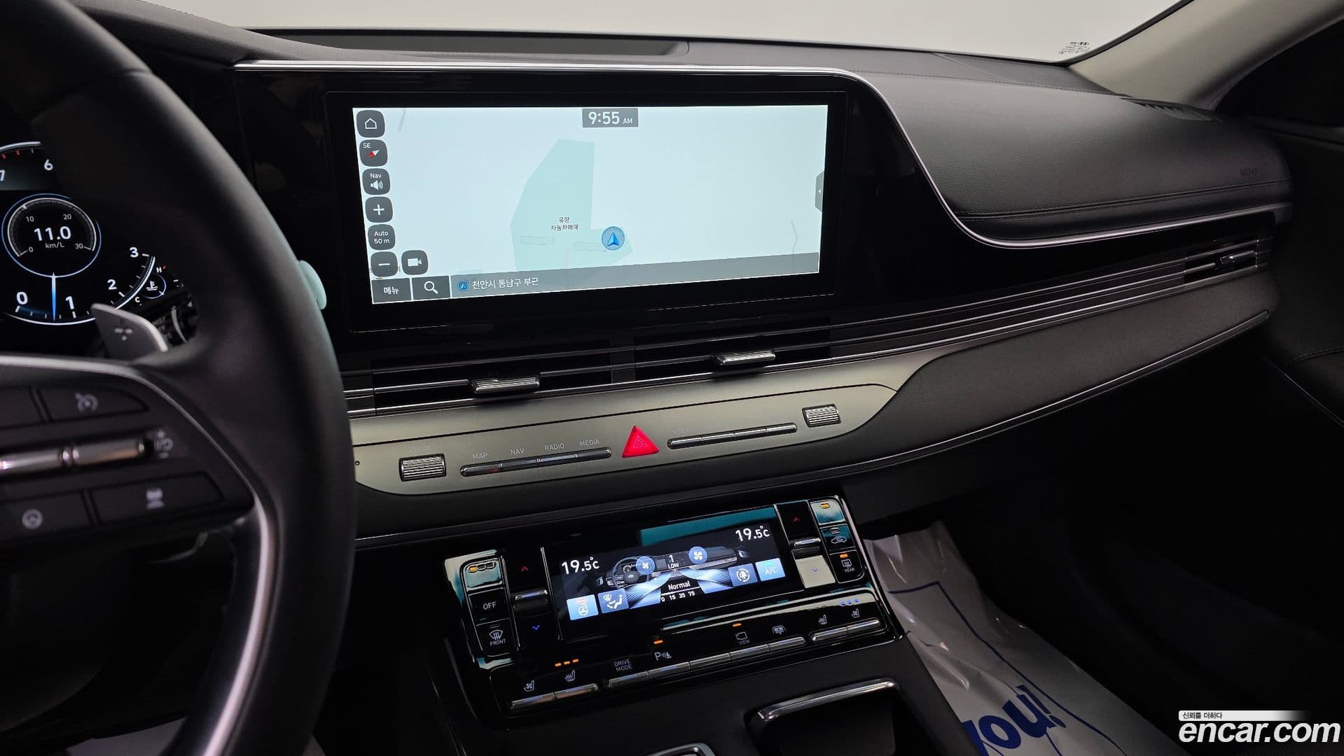 Main__Slider__Photo:Grandeur Hyundai 2022.5-15