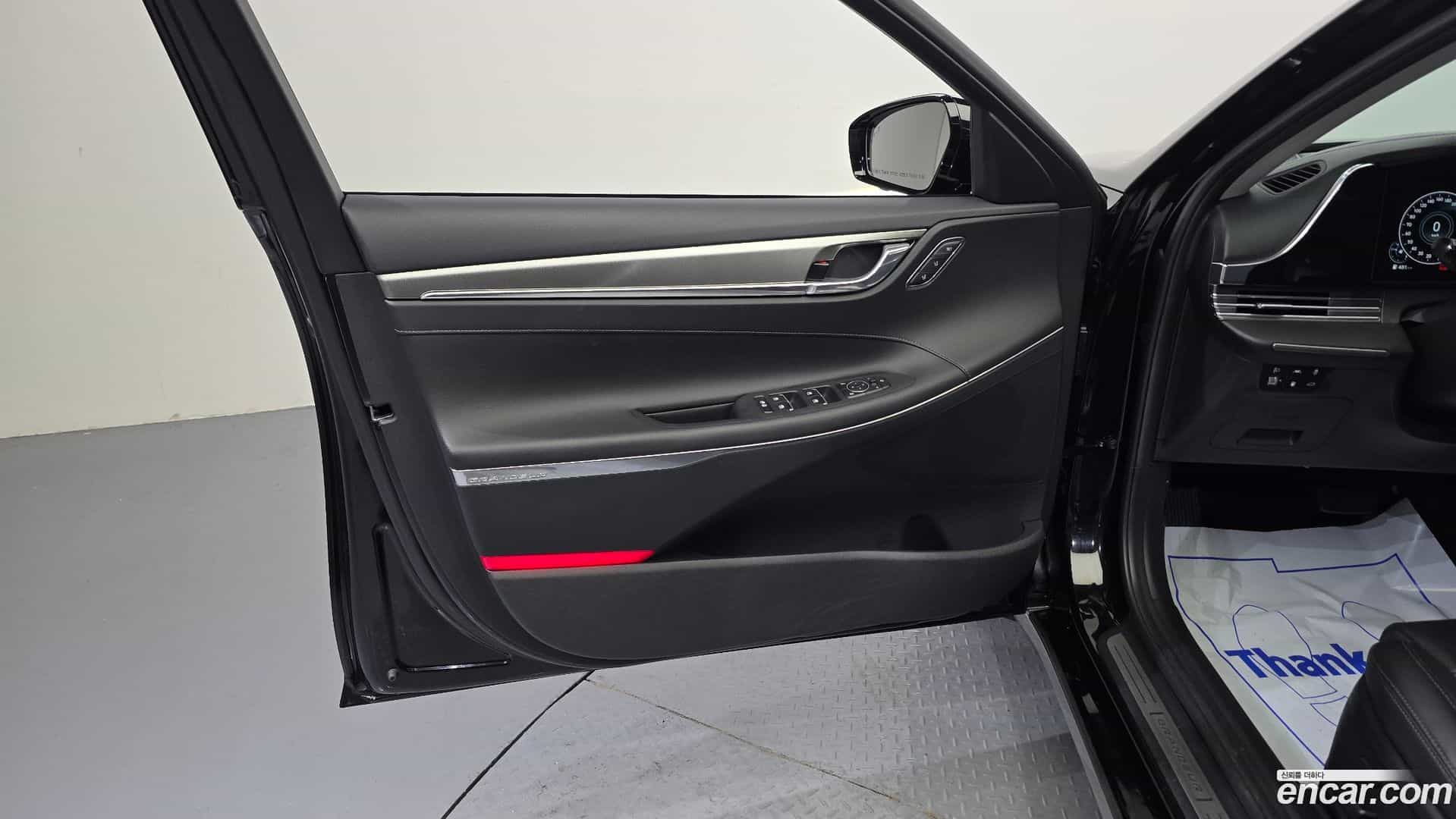 Grandeur Hyundai 2022.5-INNER-034