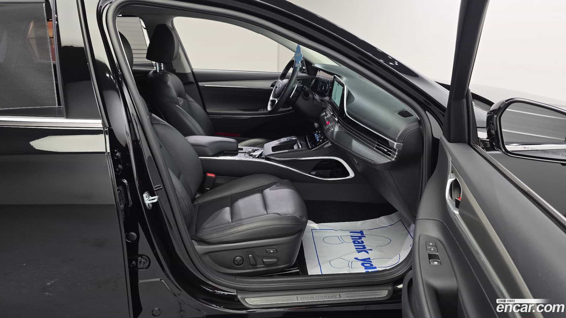 Grandeur Hyundai 2022.5-INNER-036