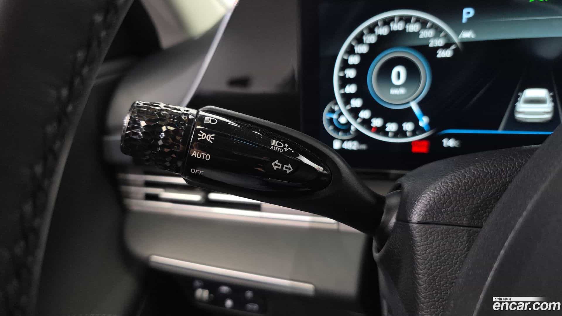 Grandeur Hyundai 2022.5-OPTION-041