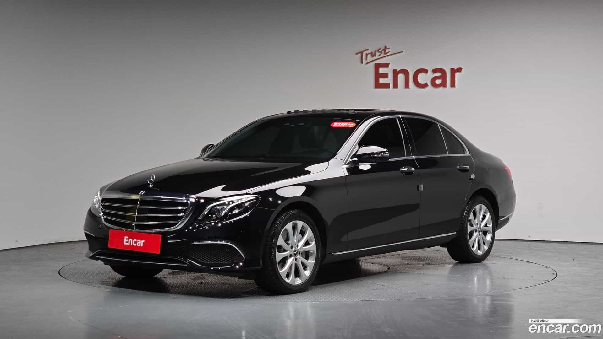 E-Class Mercedes-Benz 2020.4-THUMBNAIL-011