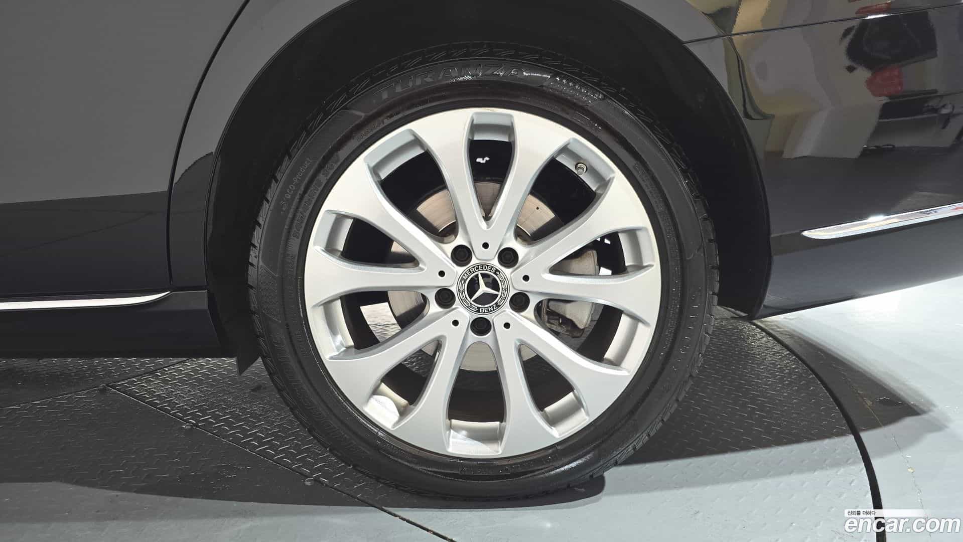 E-Class Mercedes-Benz 2020.4-OUTER-031