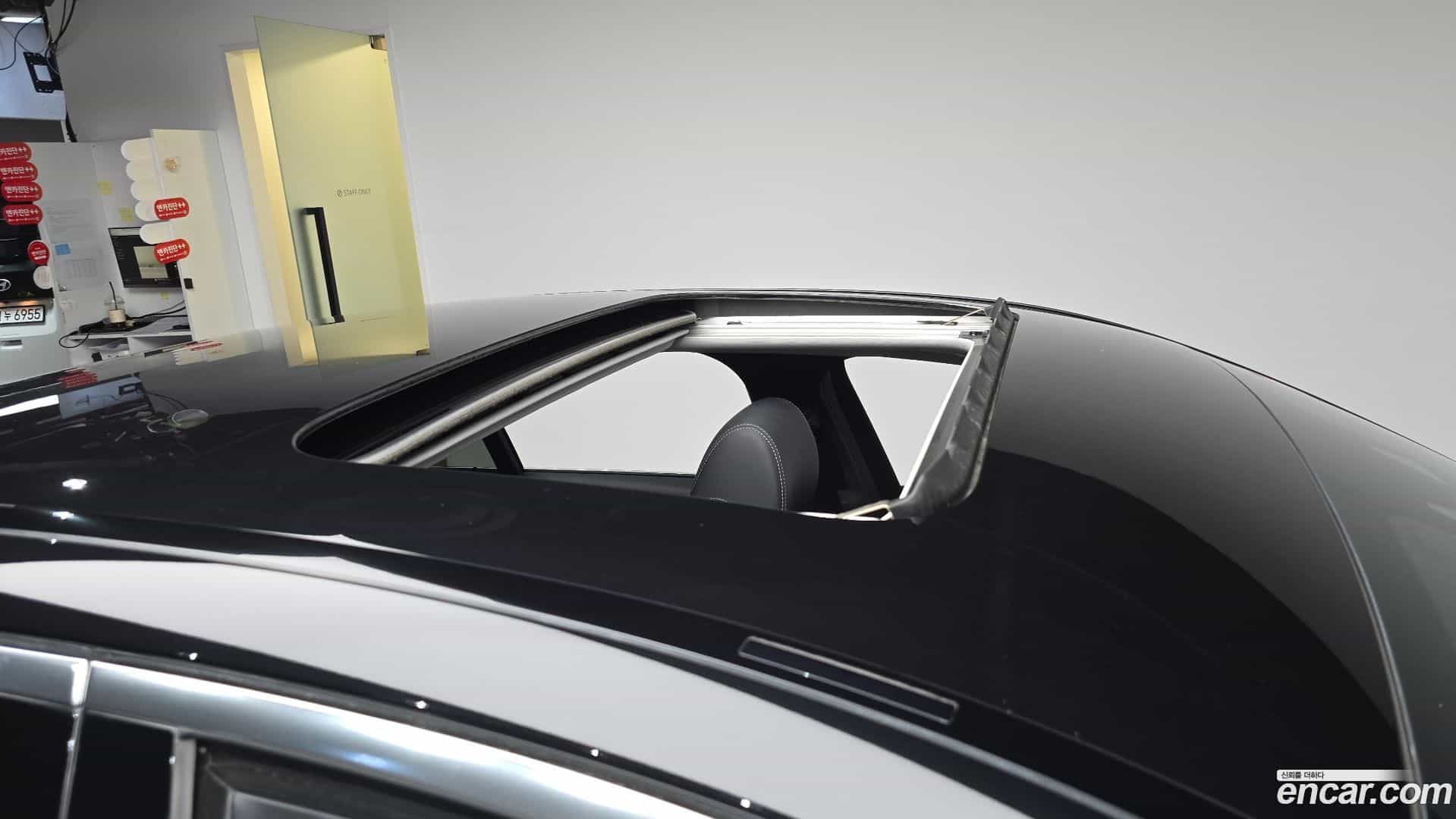 E-Class Mercedes-Benz 2020.4-OPTION-041