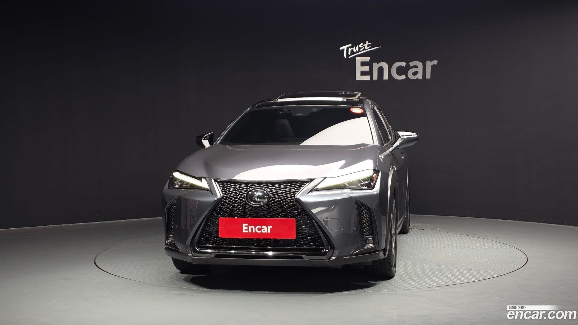 Main__Slider__Photo:UX Lexus 2023.11-2