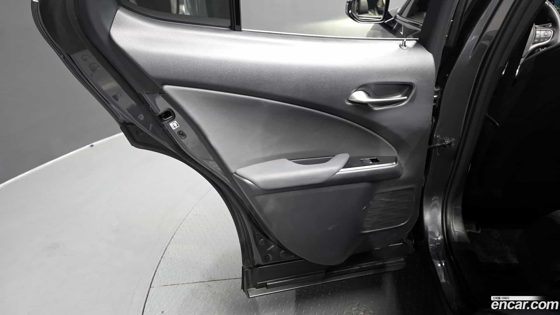 UX Lexus 2023.11-INNER-035