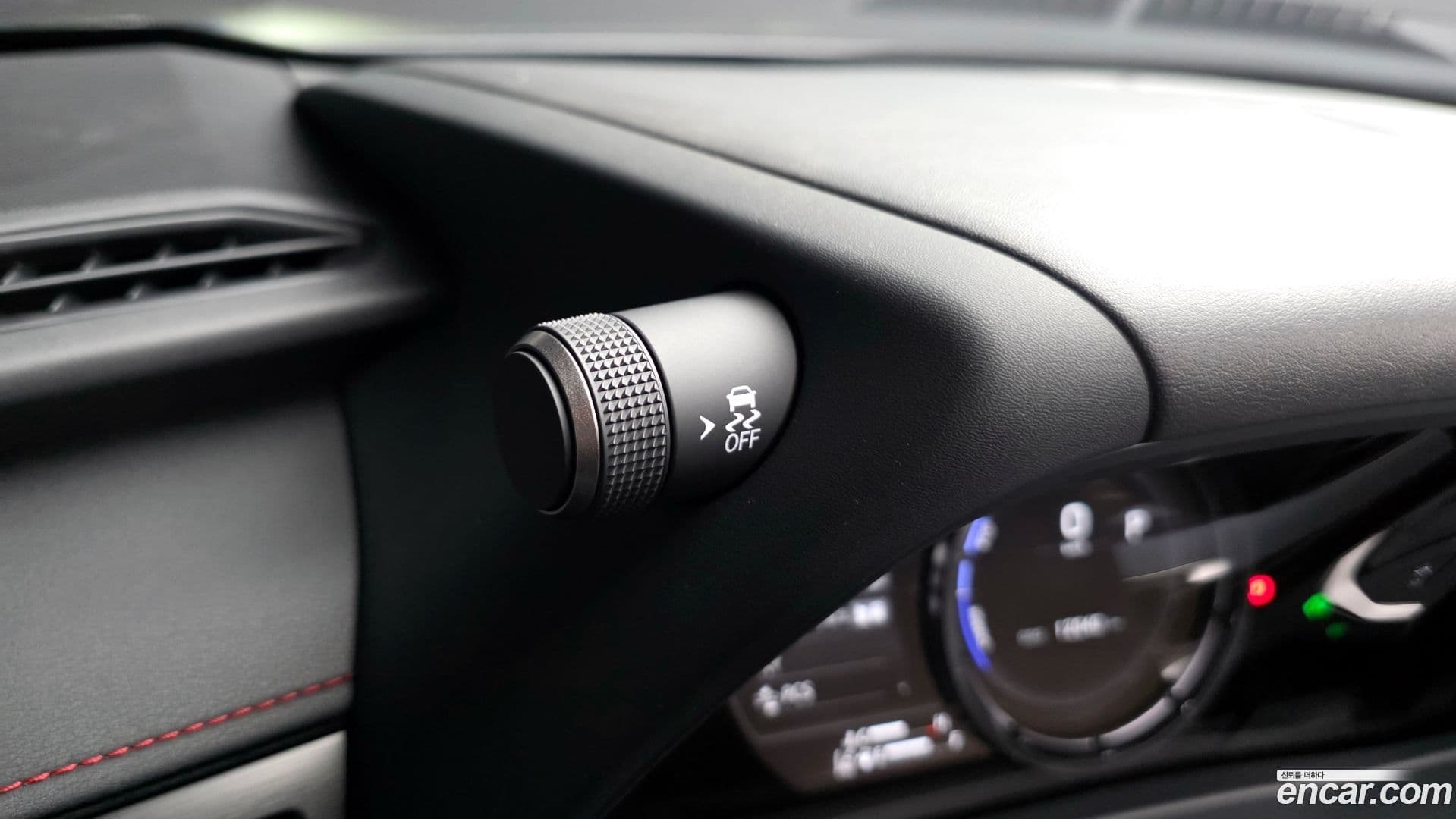Main__Slider__Photo:UX Lexus 2023.11-27