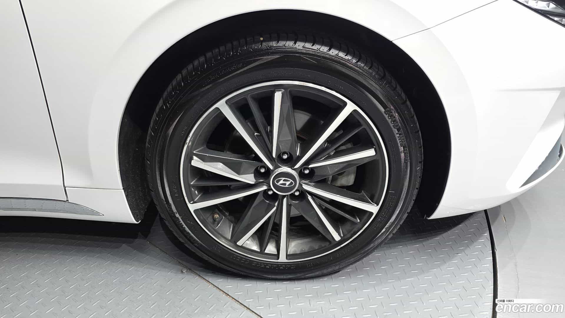 Grandeur Hyundai 2021.6-OUTER-031