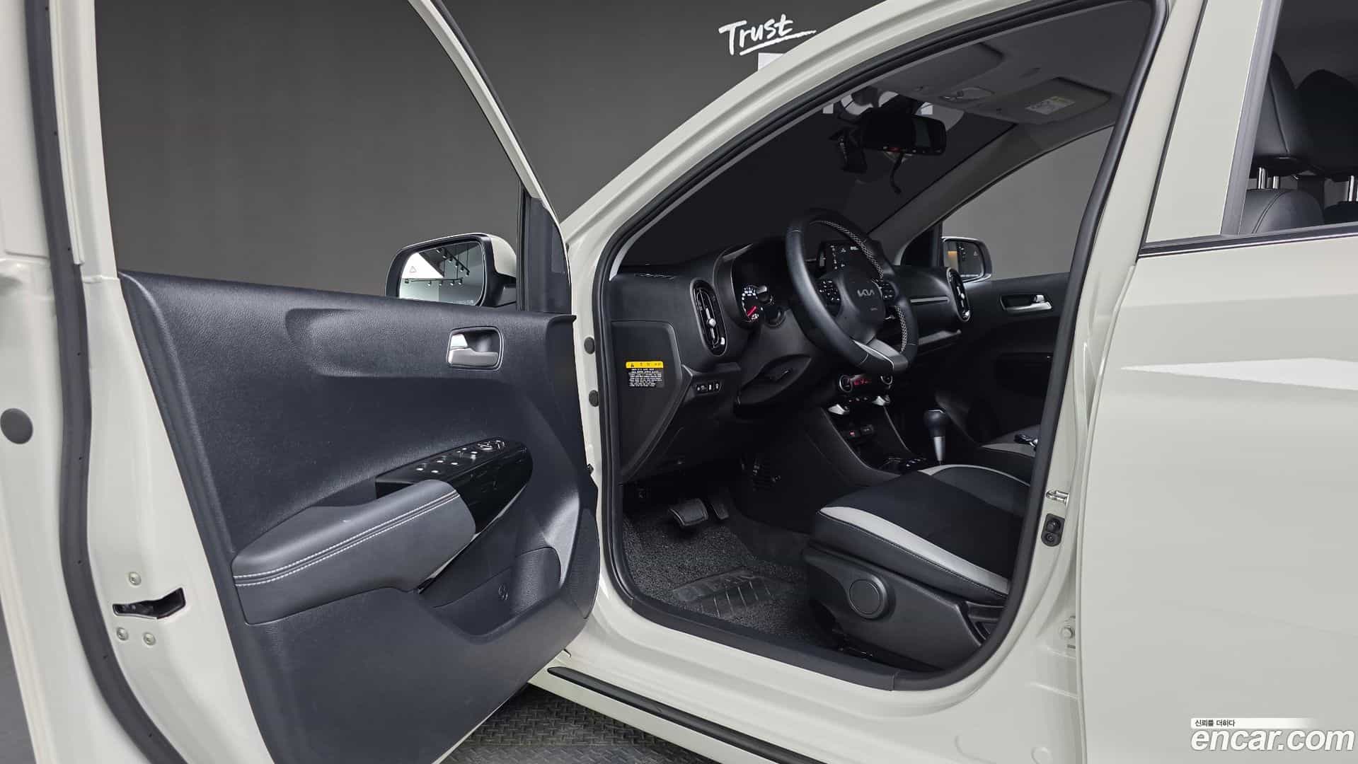 morning Kia 2023.1-INNER-010