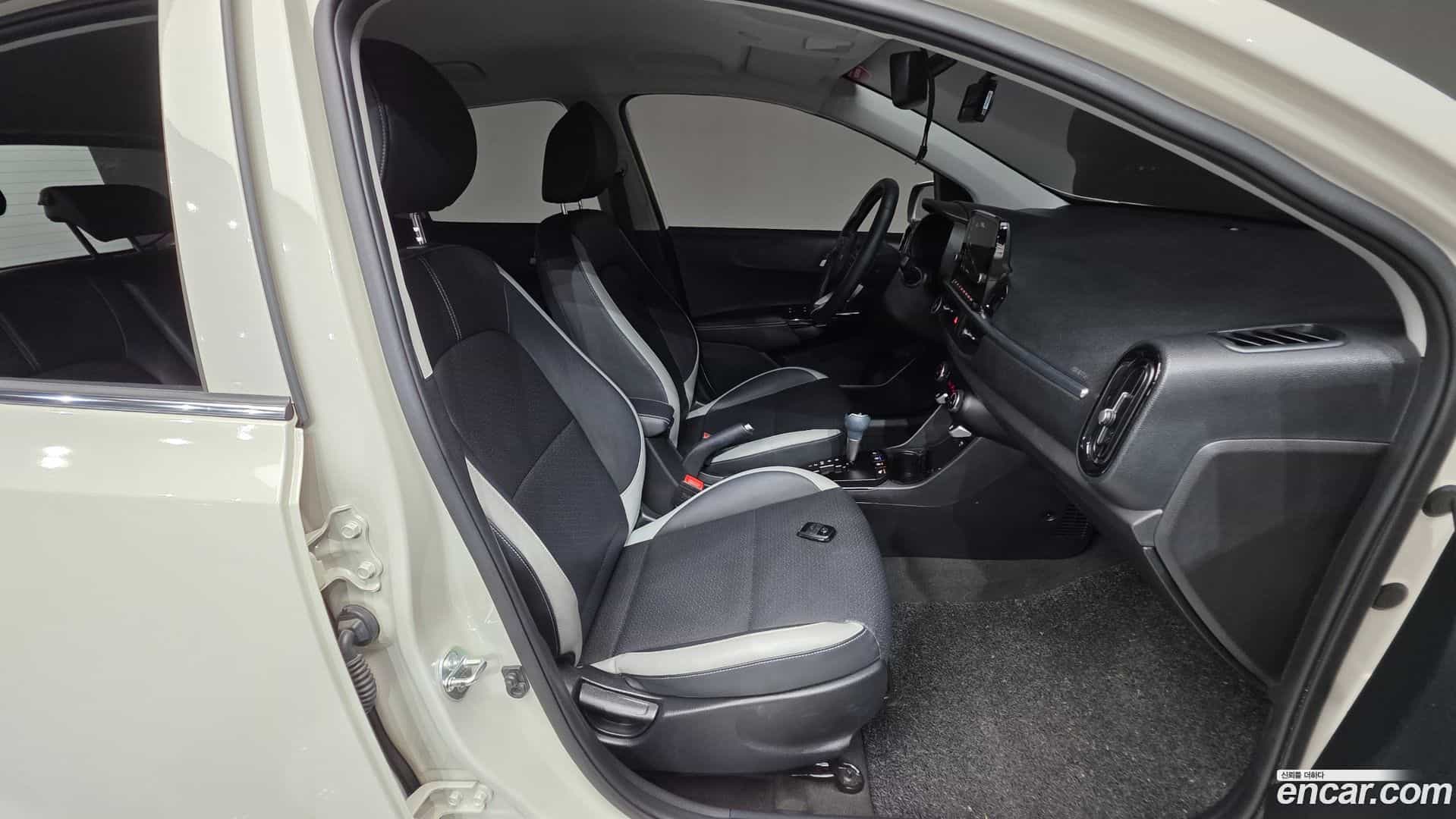 morning Kia 2023.1-INNER-036