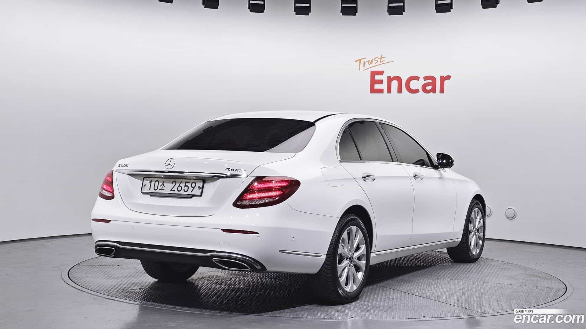 E-Class Mercedes-Benz 2018.3-OUTER-002